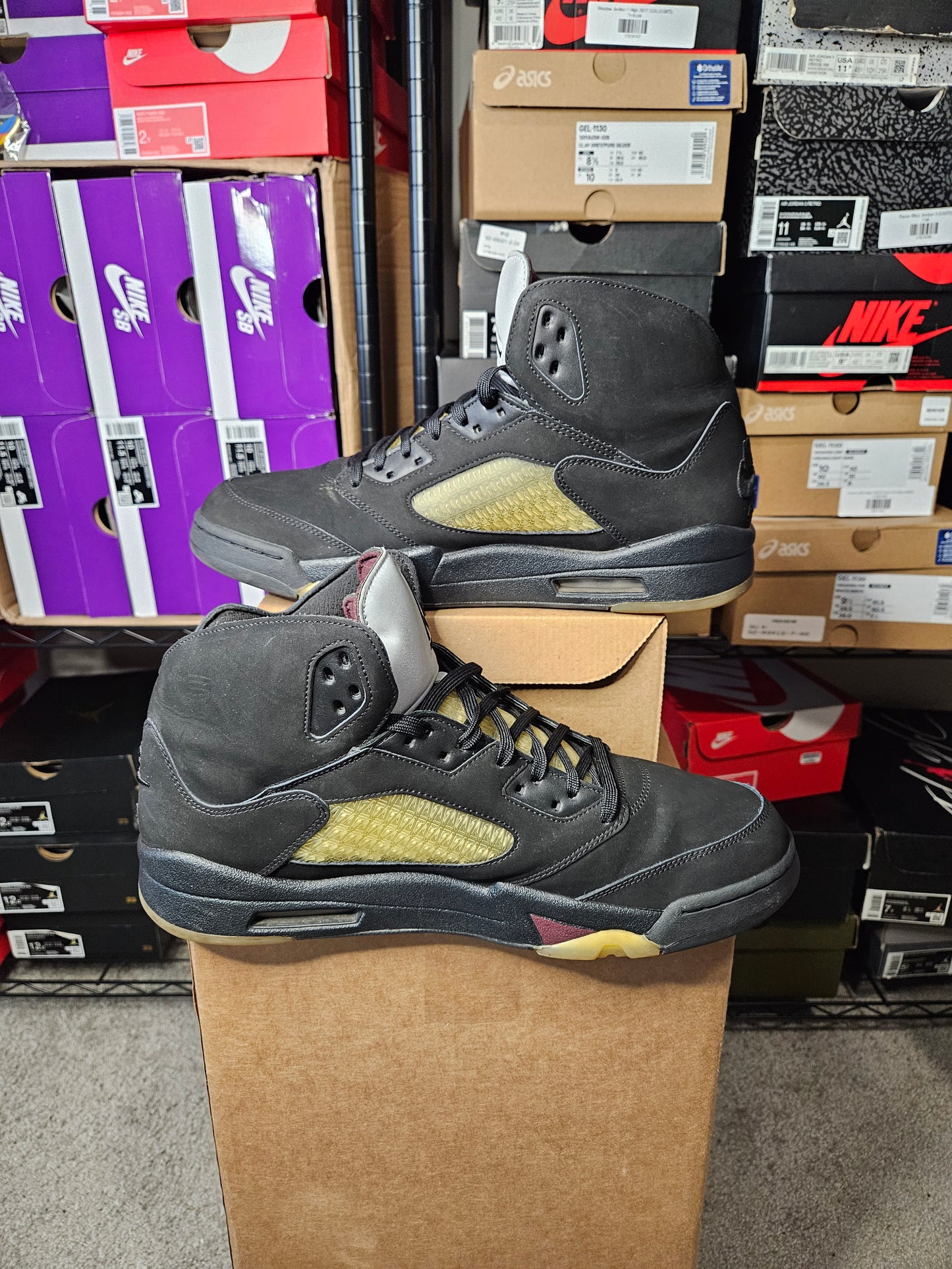 Size 13 - Jordan 5 Retro x A Ma Maniere Mid Dusk