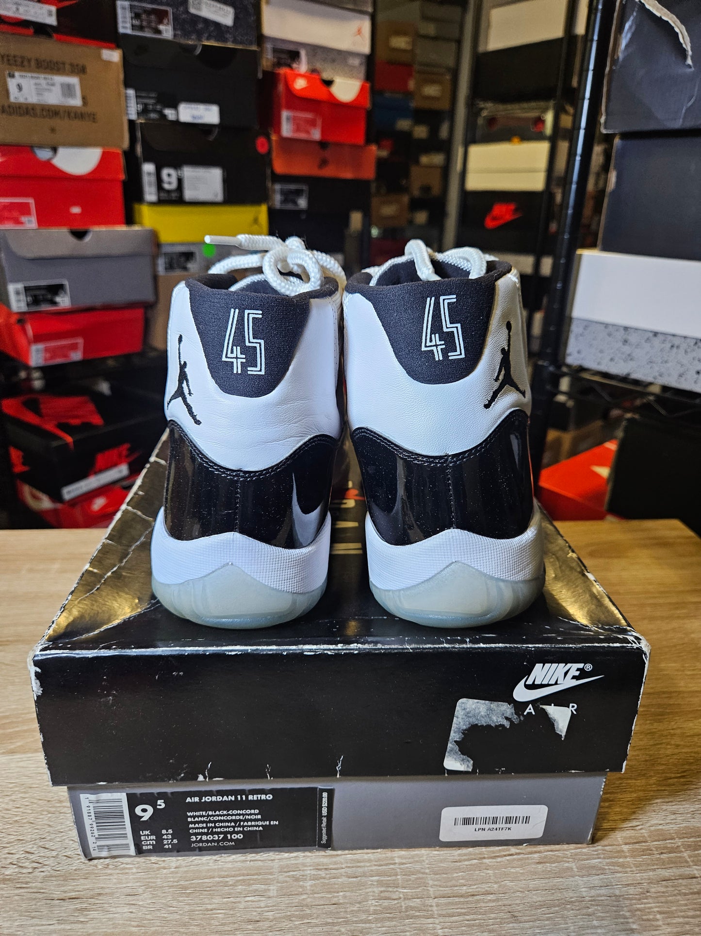 Size 9.5 - AJ 11 Retro High Concord