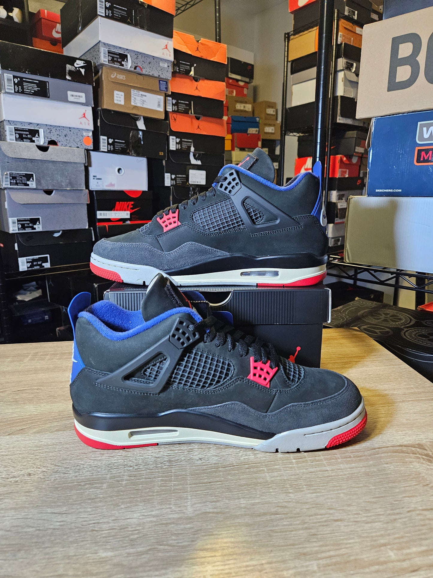 Size 11.5 - AJ 4 Retro Rare Air - White Lettering