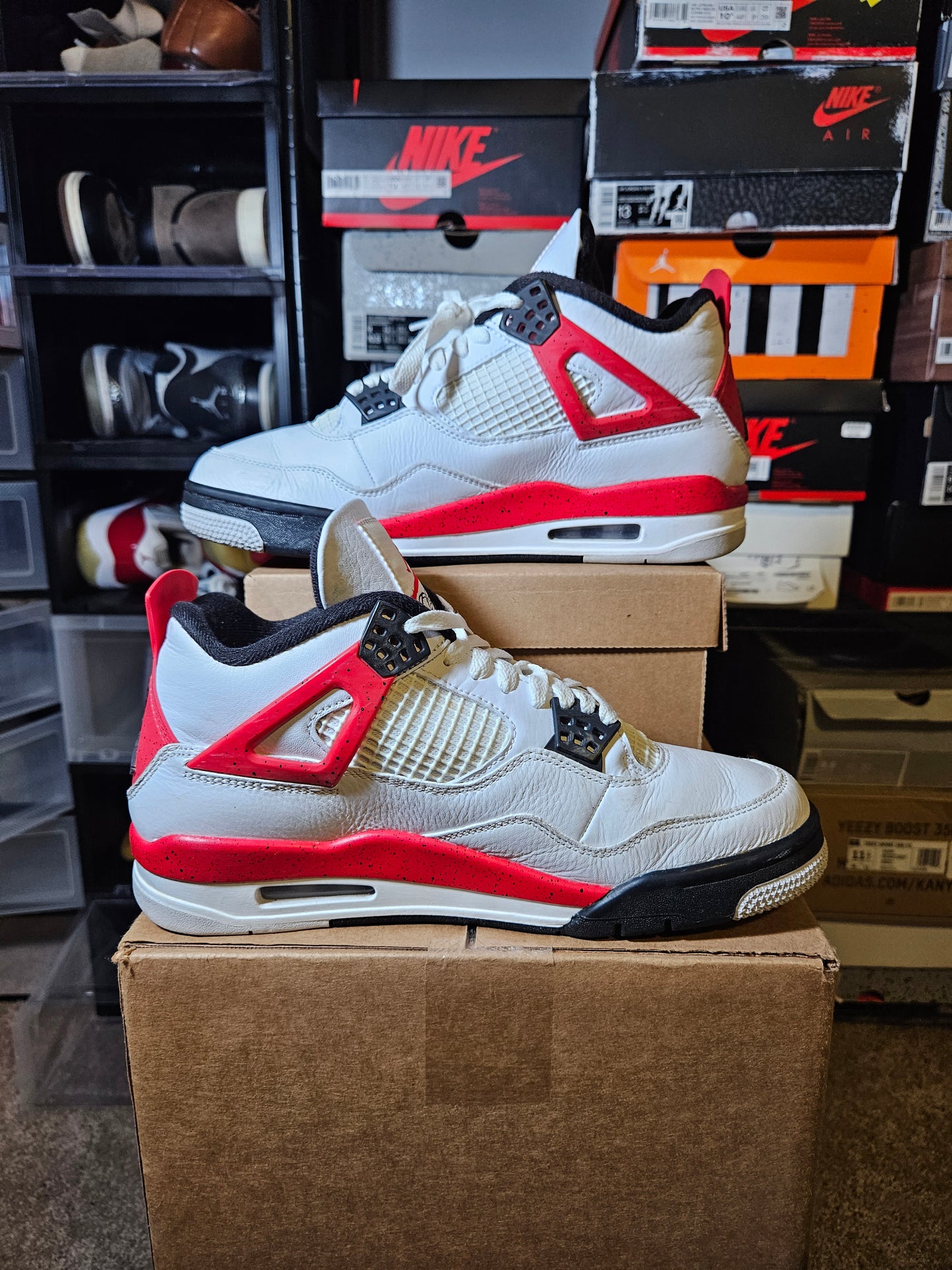 Size 9 - Jordan 4 Retro Mid Red Cement