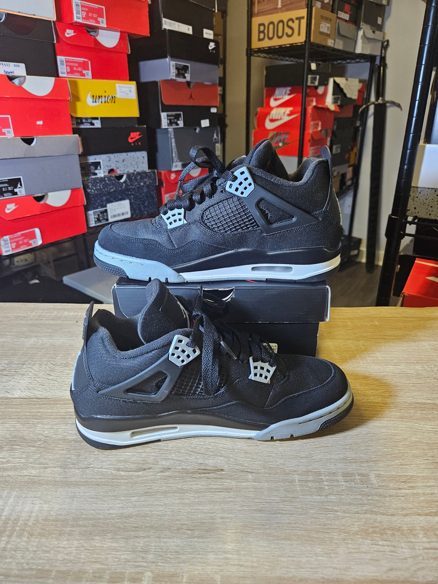 Size 9 - AJ 4 Retro SE Mid Black Canvas