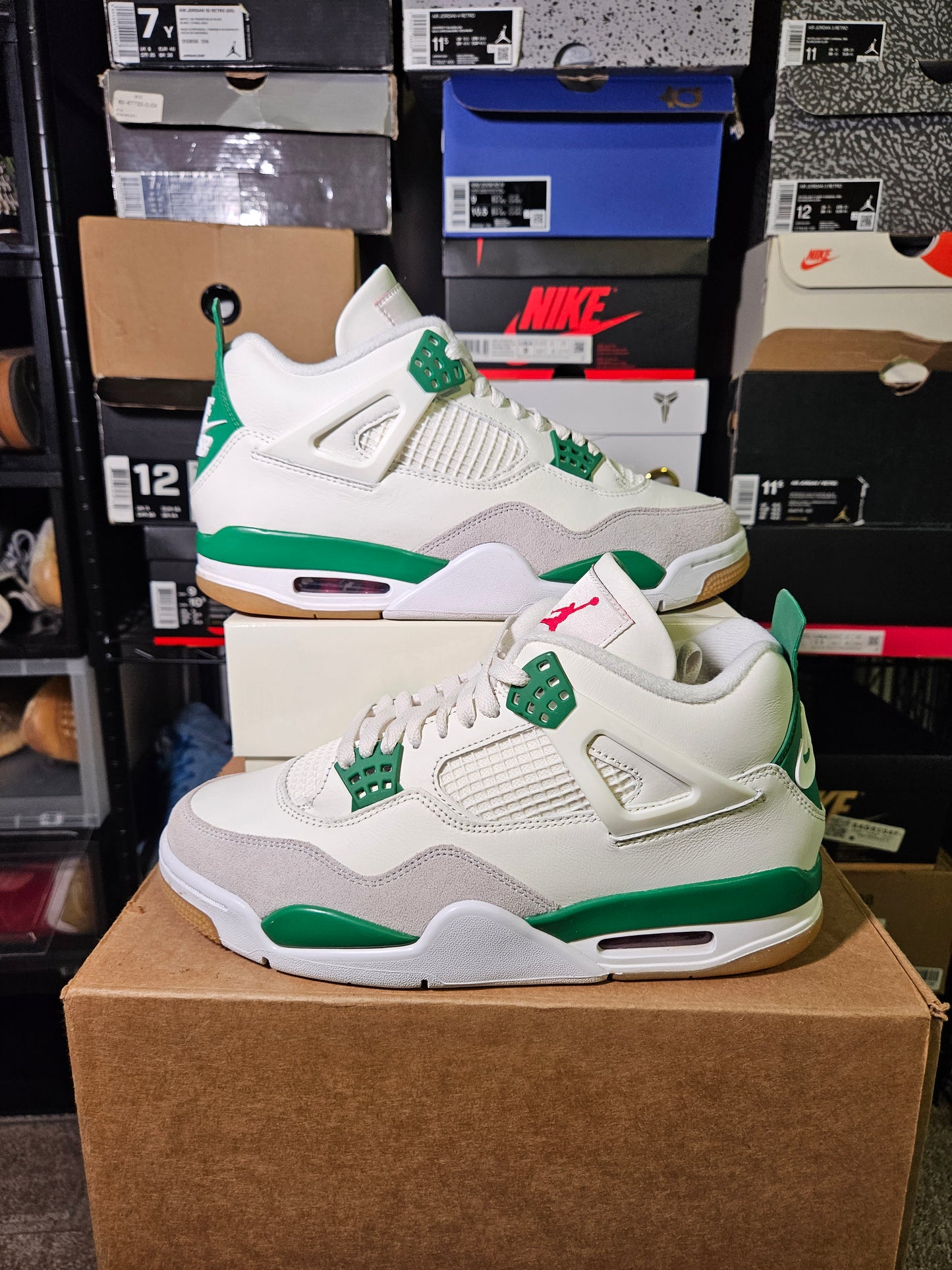Size 9 - AJ 4 Retro SP x Nike SB Mid Pine Green
