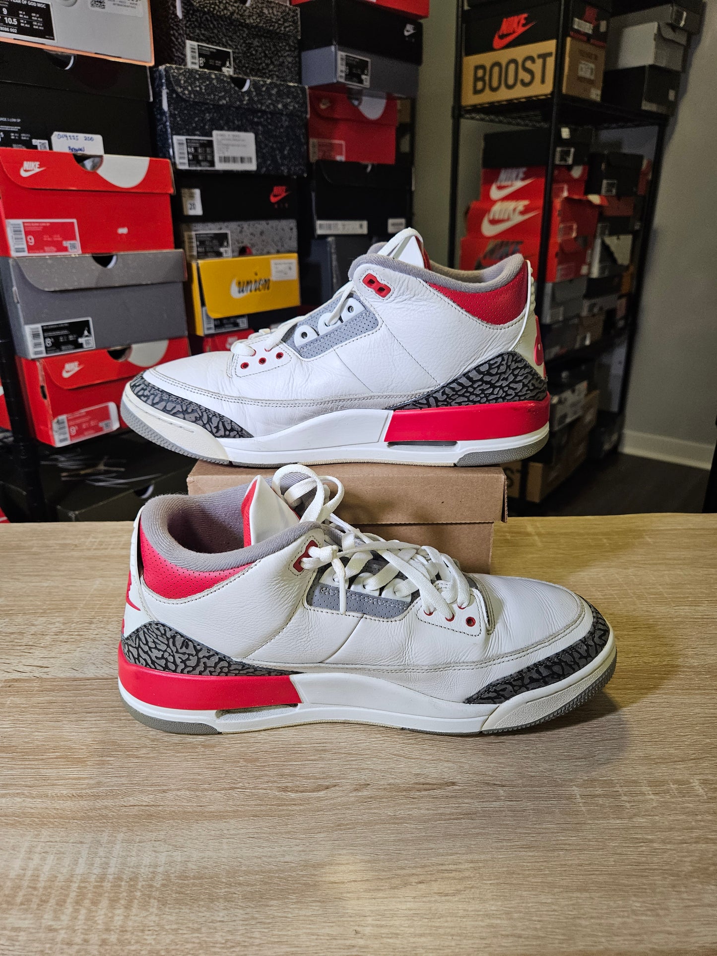 Size 13 - AJ 3 Retro Mid Fire Red