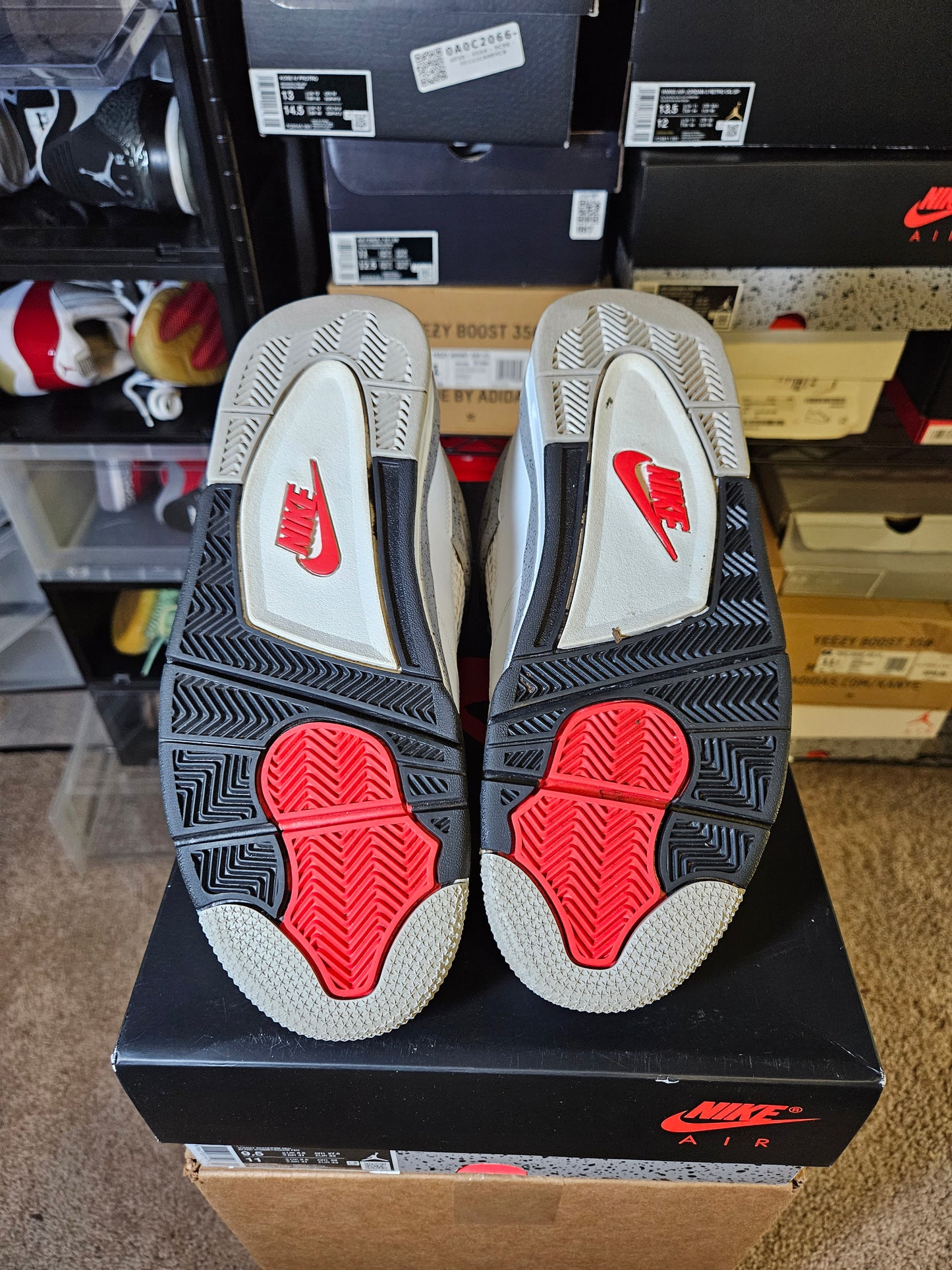 Size 9.5 - AJ 4 Retro OG 2025 White Cement