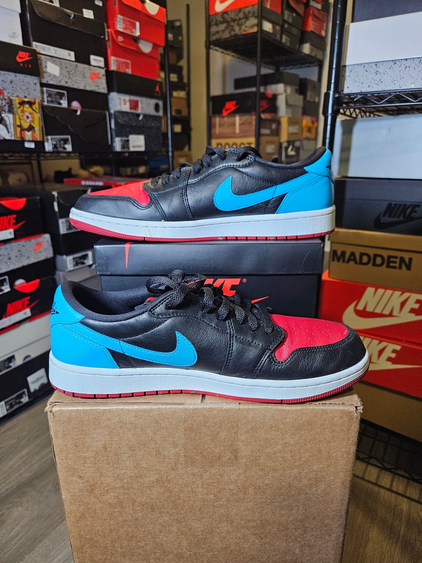 Size 12W/10.5M - Air Jordan 1 Retro OG Low NC to Chi