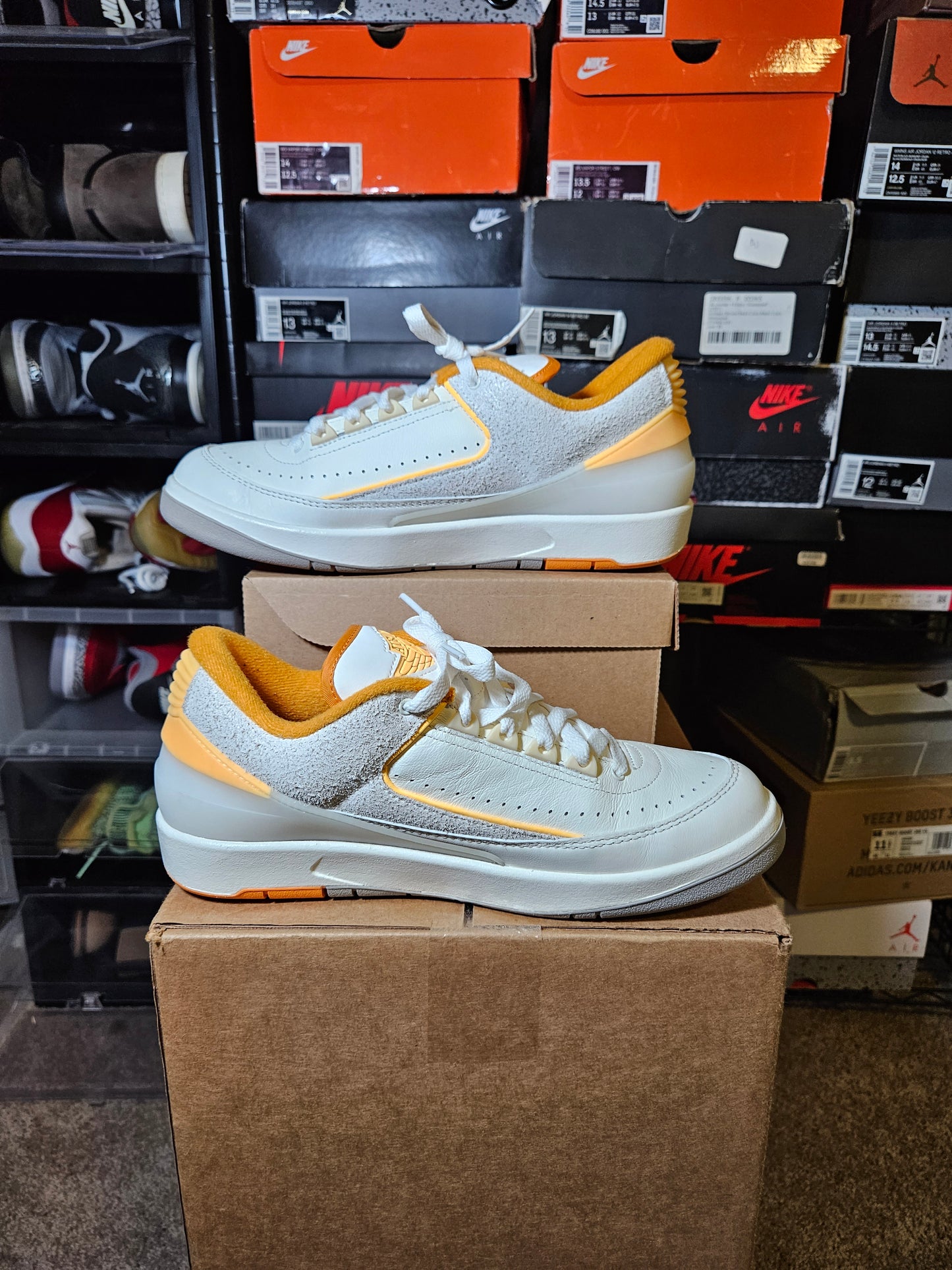 Size 9 - AJ 2 Retro Low Melon Tint