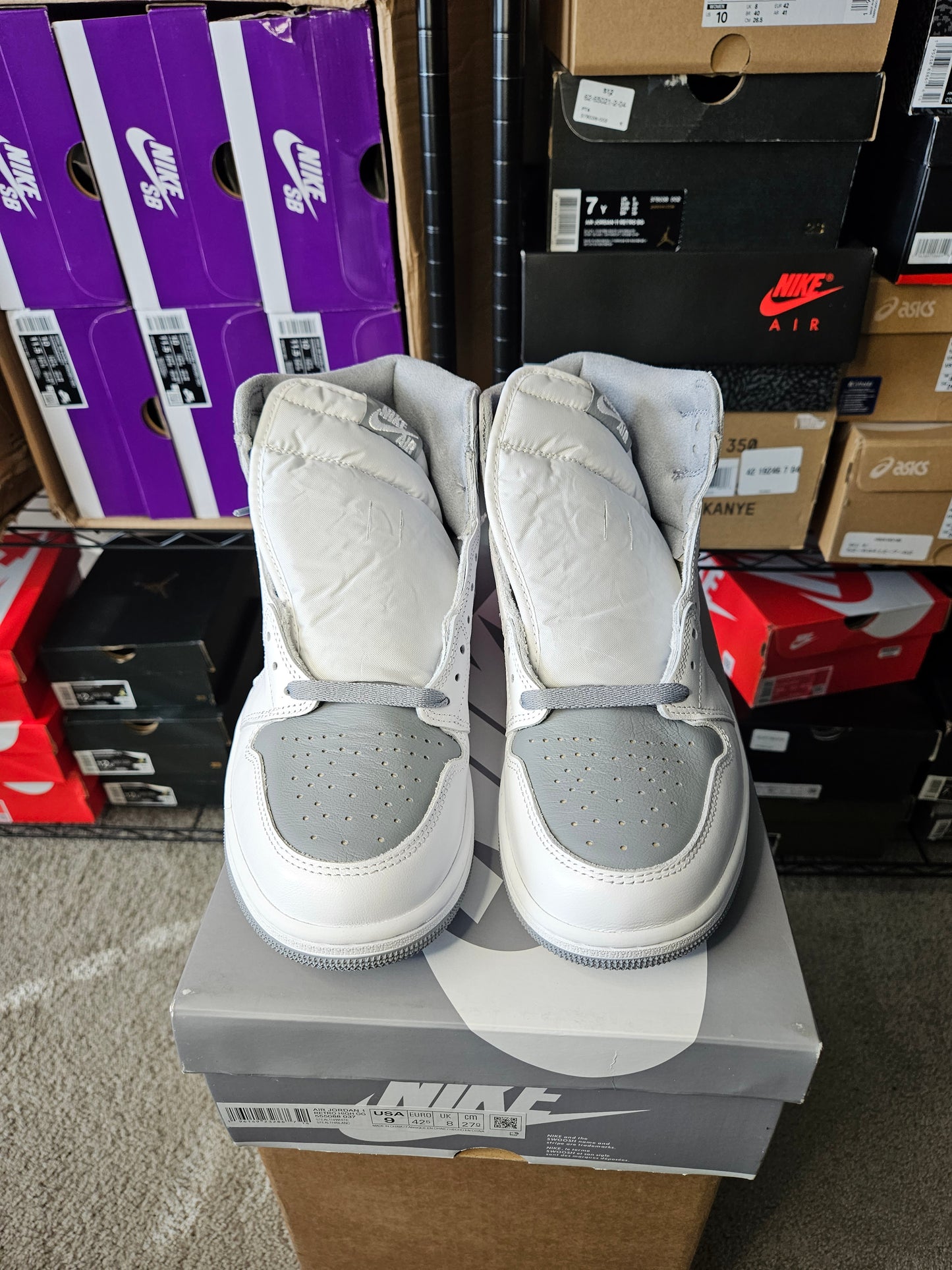 Size 9 - AJ 1 Retro High OG Stealth