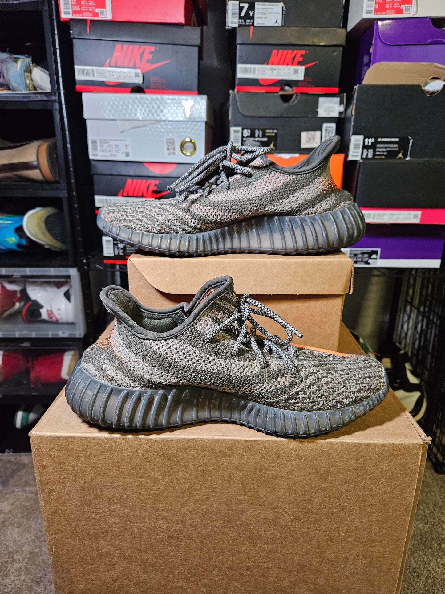 Size 8 - YZY 350 V2 Low Carbon Beluga