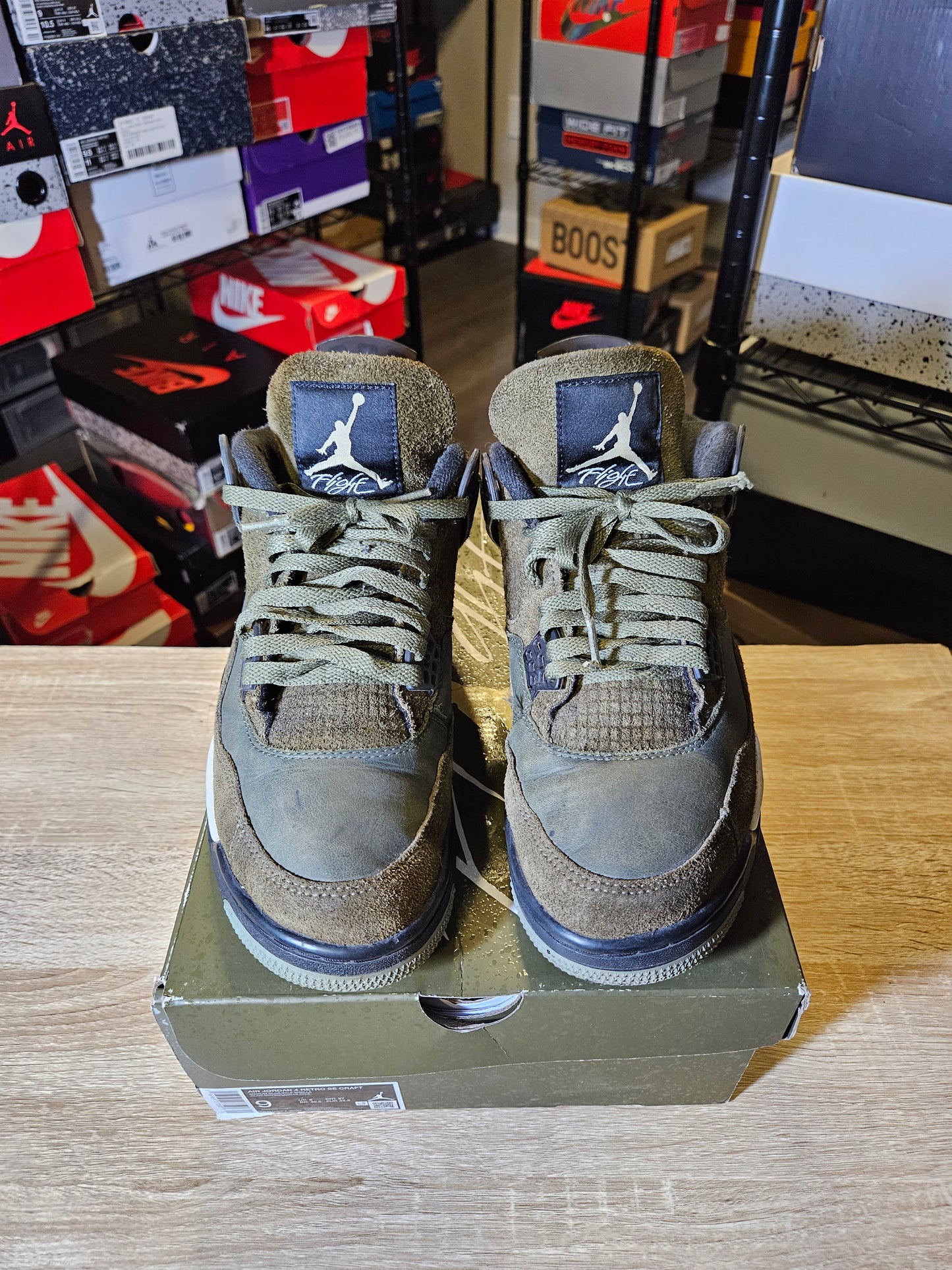 Size 9 - AJ 4 SE Retro Low Craft - Olive