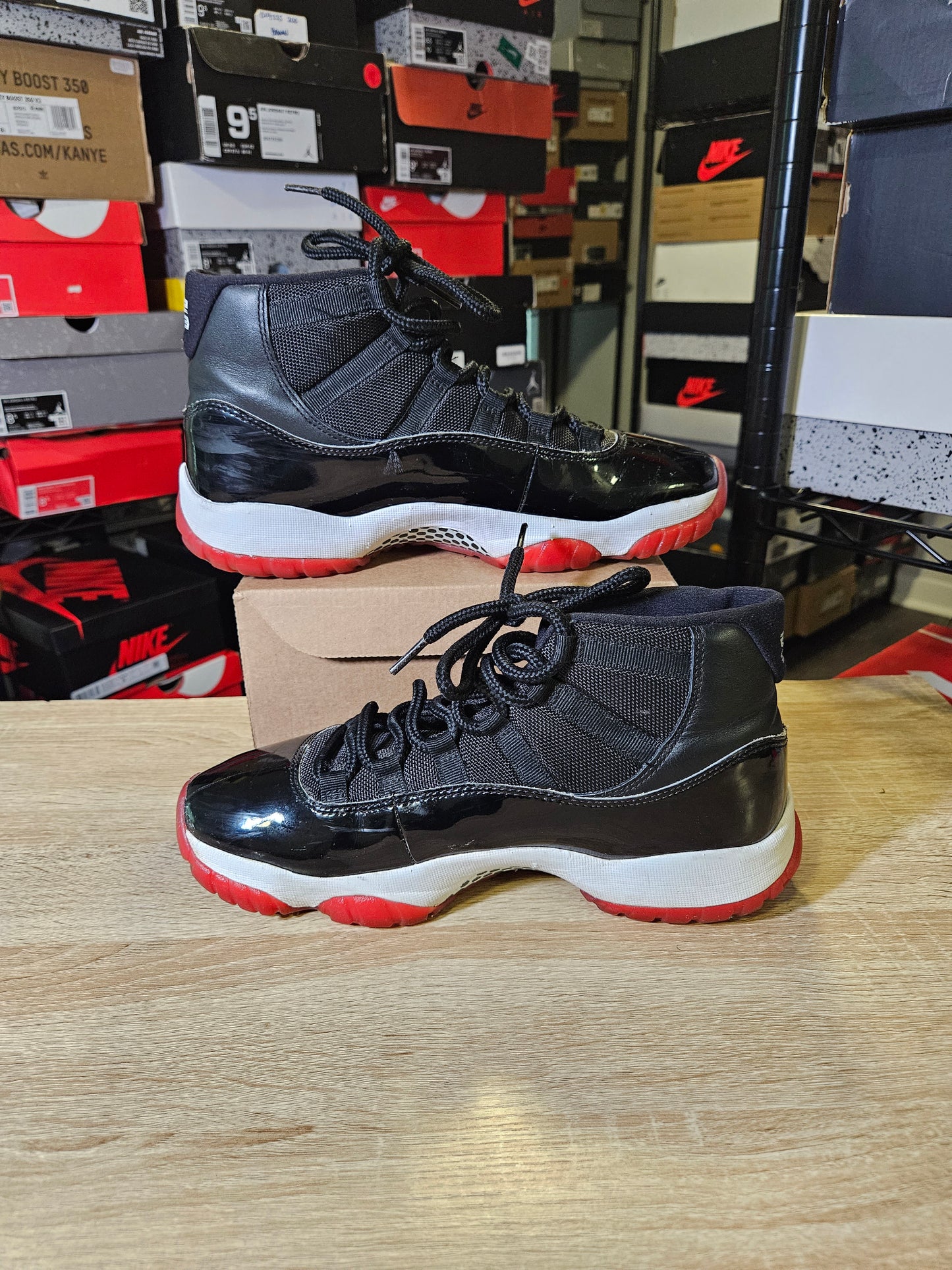 Size 9.5 - AJ 11 Retro High Bred
