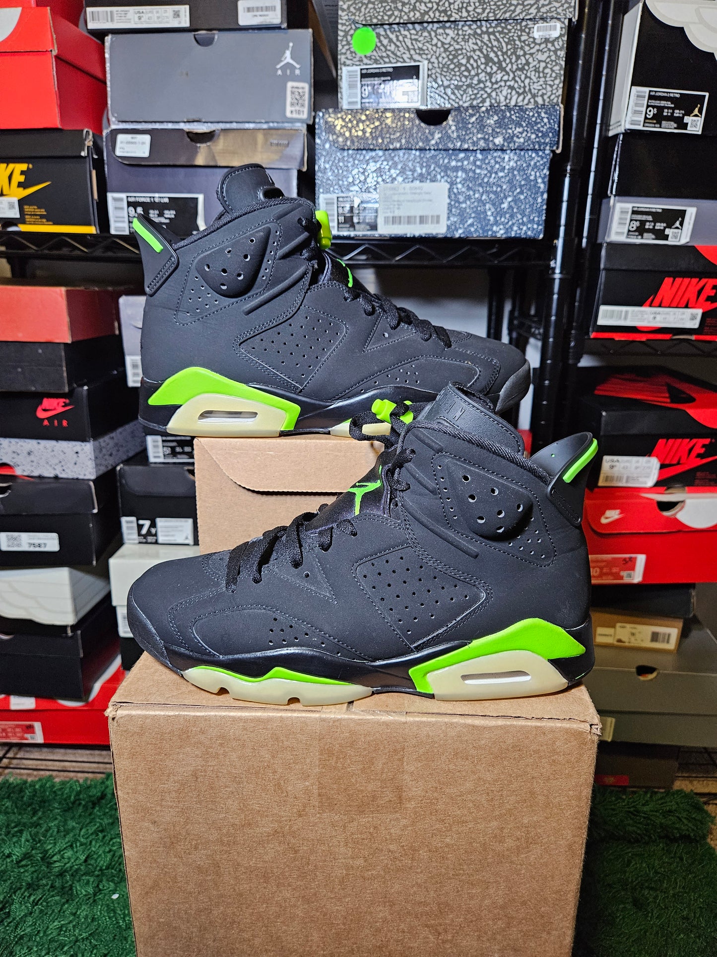 Size 9.5 - Jordan 6 Retro Electric Green 2021