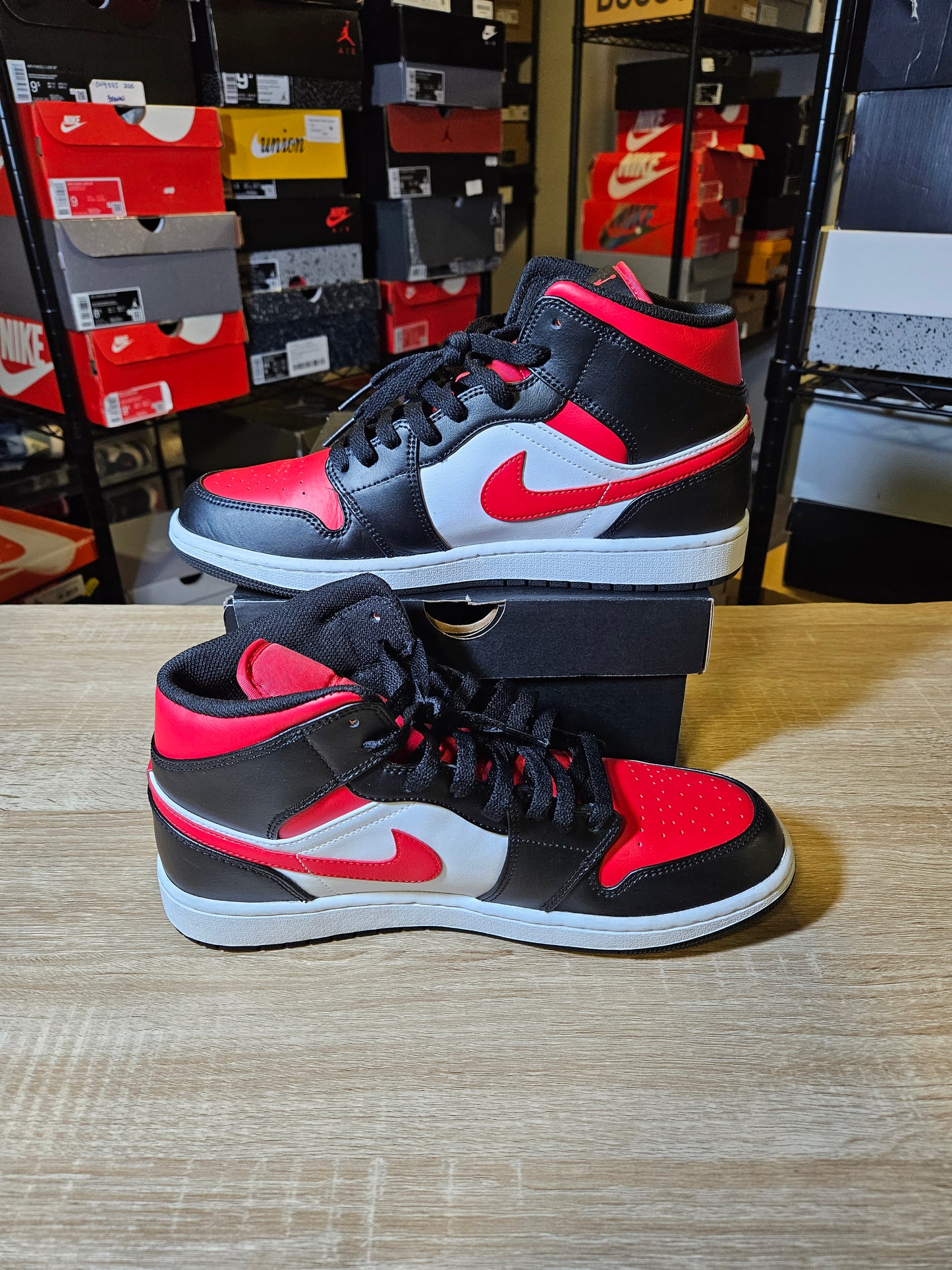 Size 10.5 - AJ 1 Mid Bred Toe