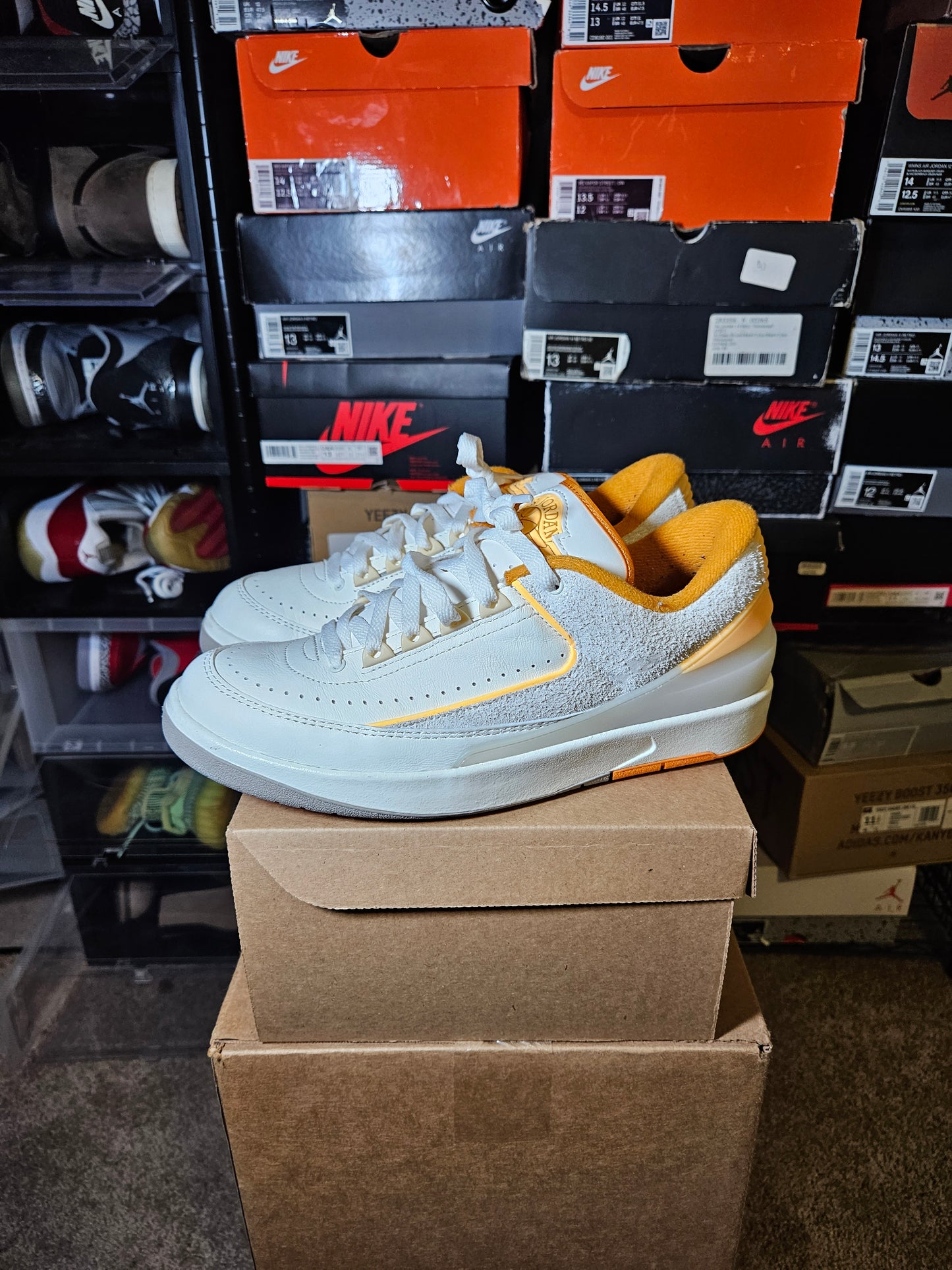 Size 9 - AJ 2 Retro Low Melon Tint