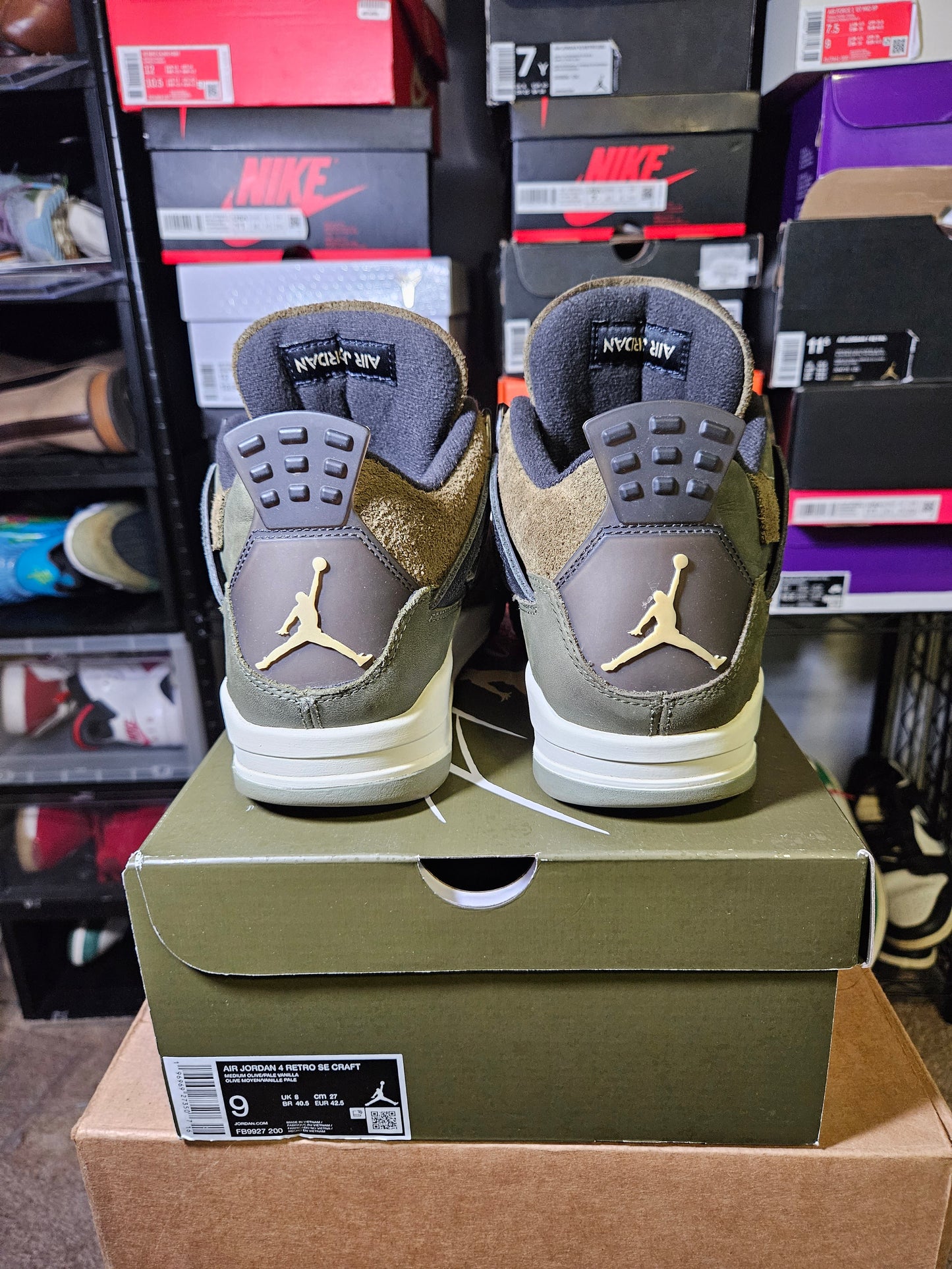 Size 9 - AJ 4 SE Retro Low Craft - Olive