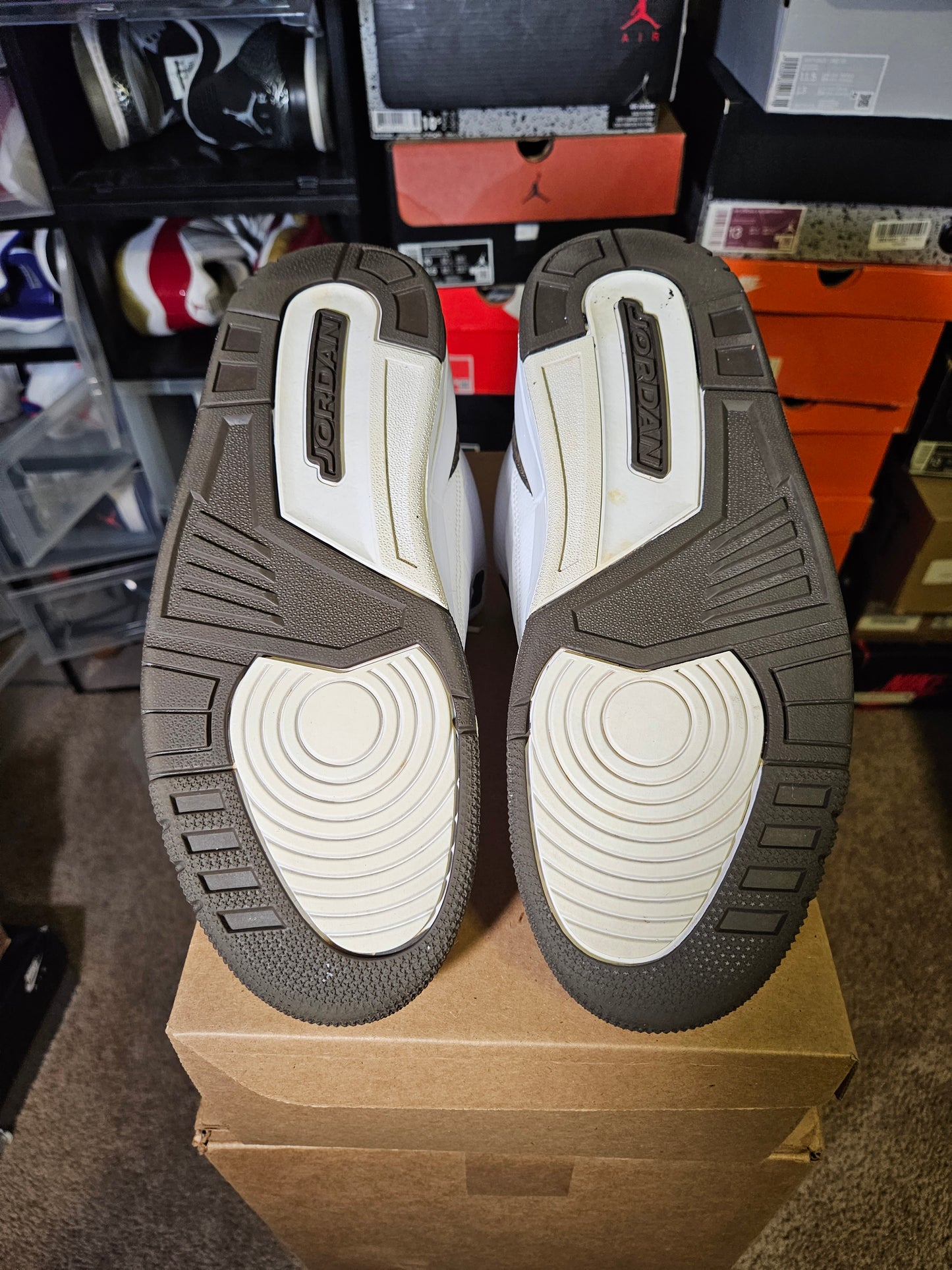 Size 9.5 - AJ 3 Retro 2018 Mocha
