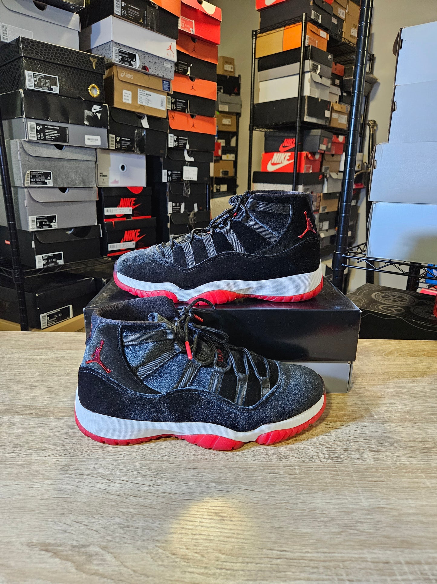 Size 10.5 - AJ 11 Retro Bred Velvet