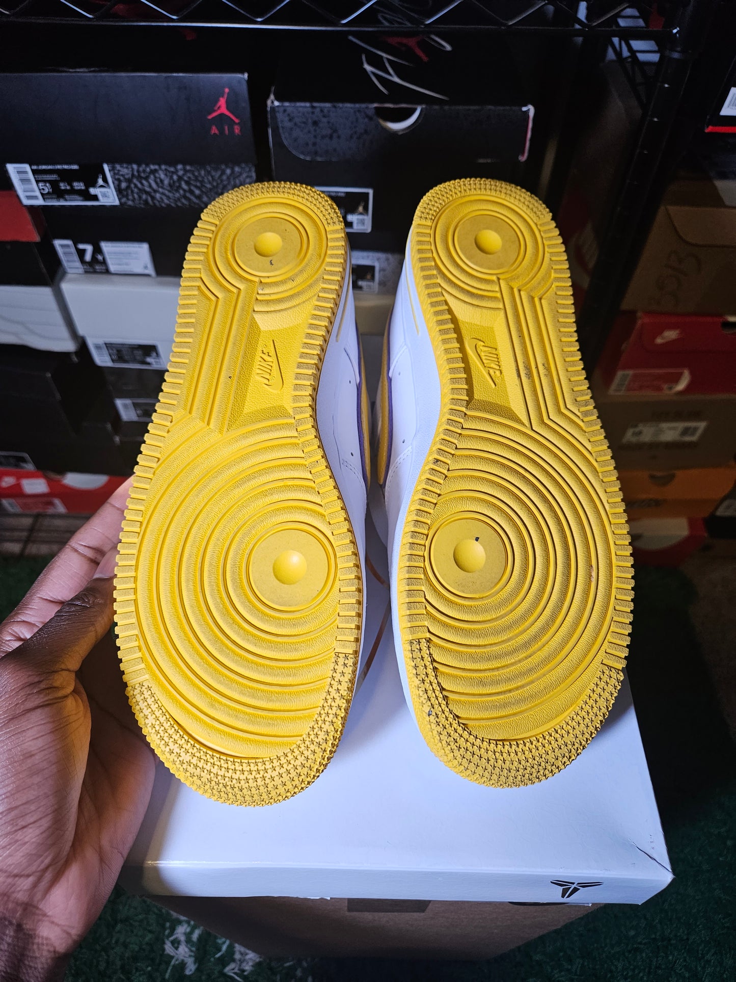 Size 9.5 - Kobe Bryant x AF1 Retro QS Low Lakers Home