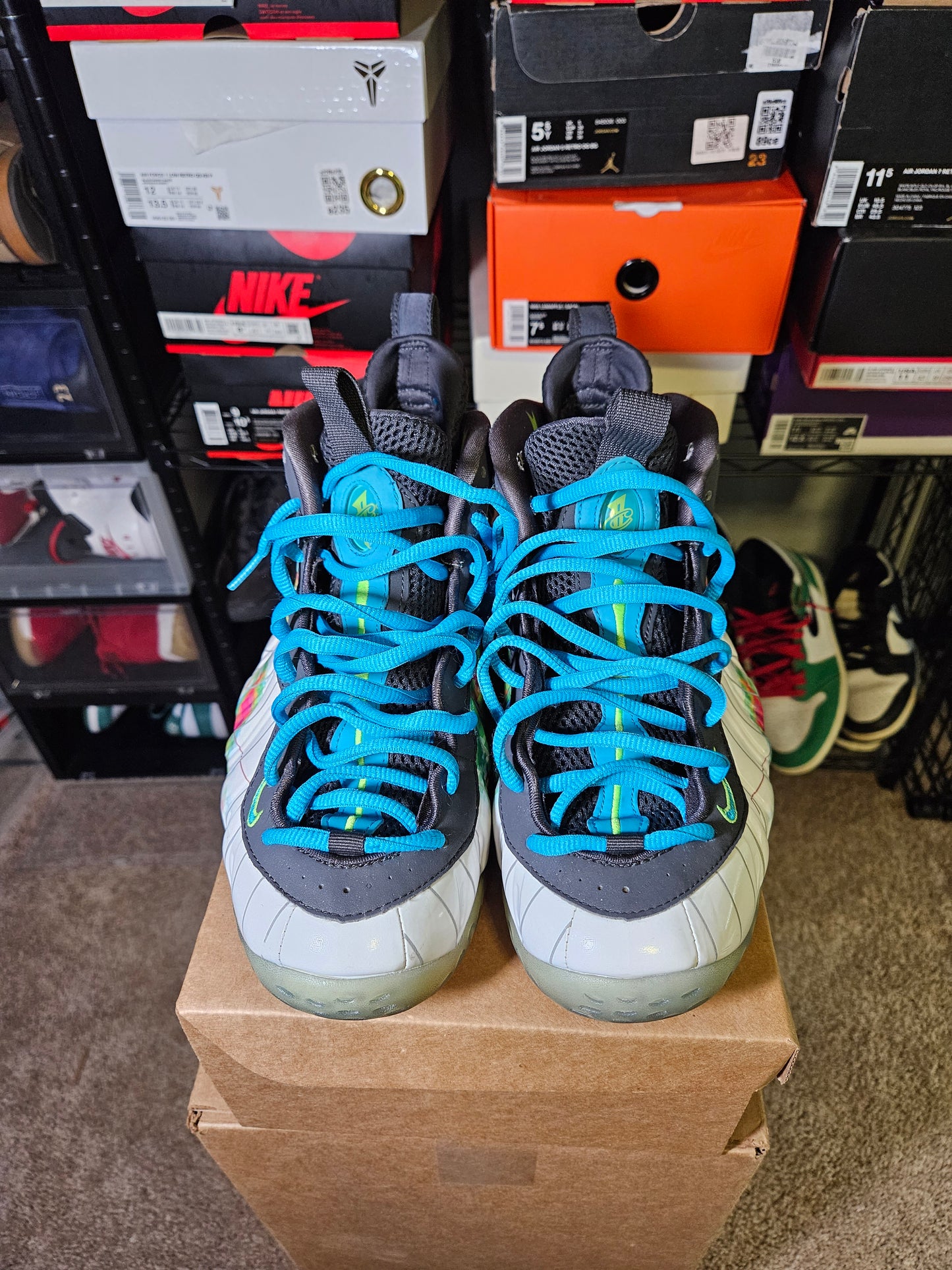 Size 10.5 - Foamposite Weatherman