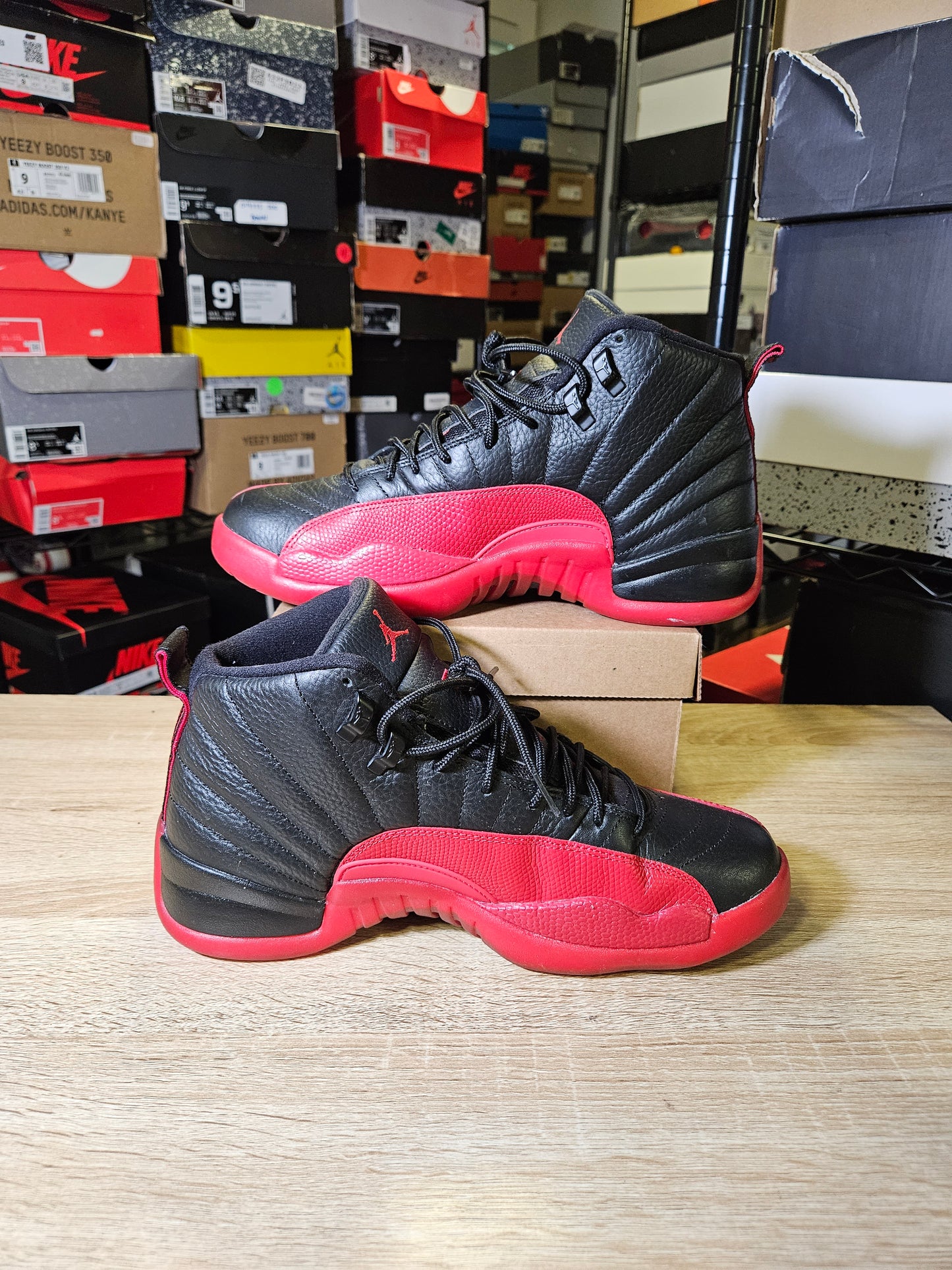 Size 10 - AJ 12 Retro Mid Flu Game