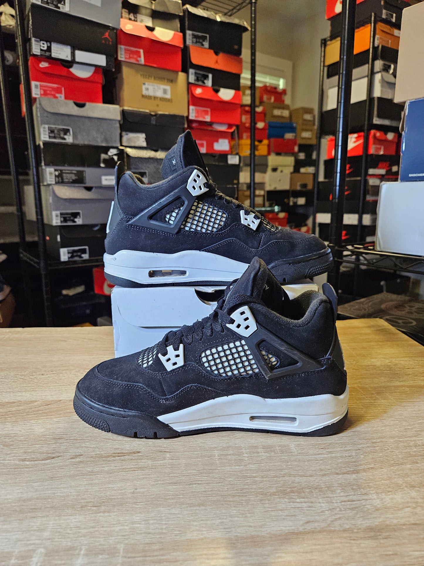 Size 6 - AJ 4 Retro White Thunder