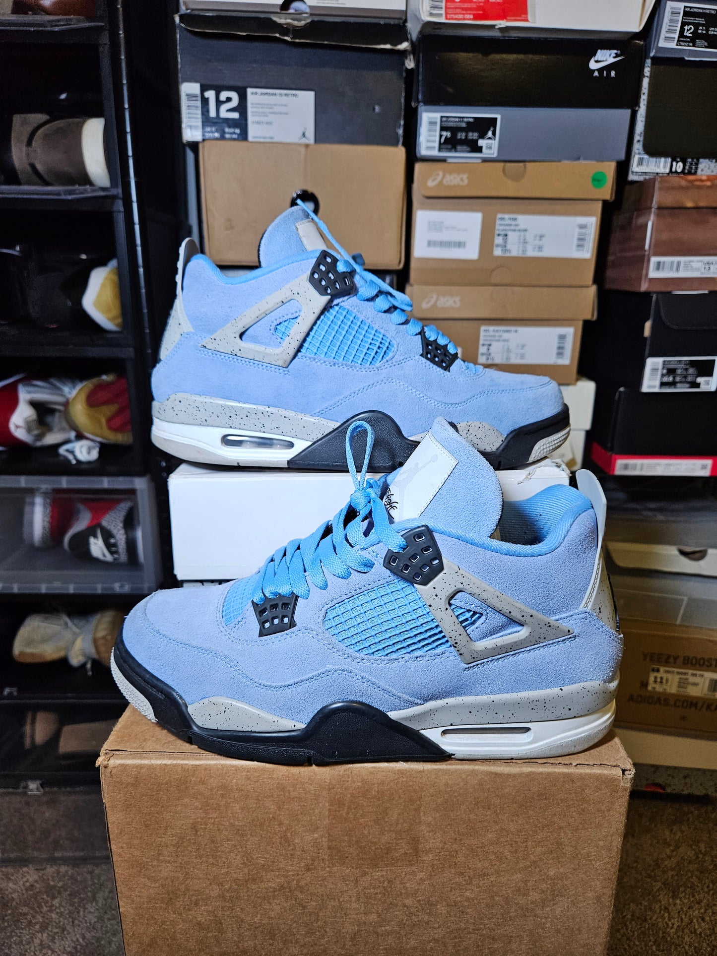 Size 9 - AJ 4 Retro Mid University Blue