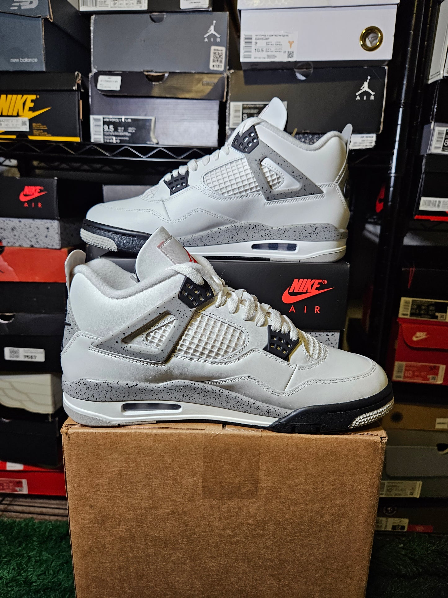 Size 10 - AJ 4 Retro OG 2025 White Cement