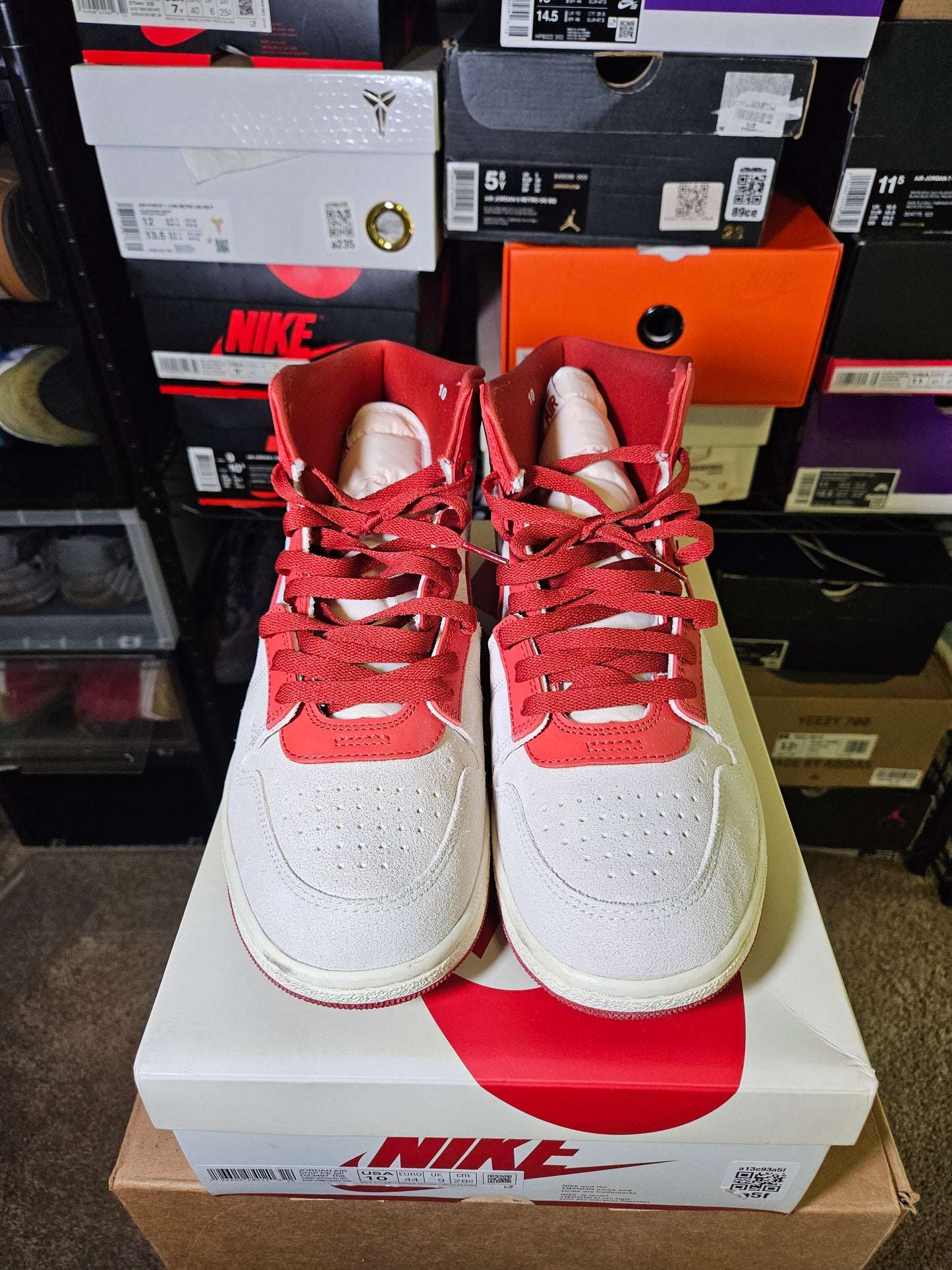 Size 10 - Jordan Air Ship PE SP Every Game - Dune Red