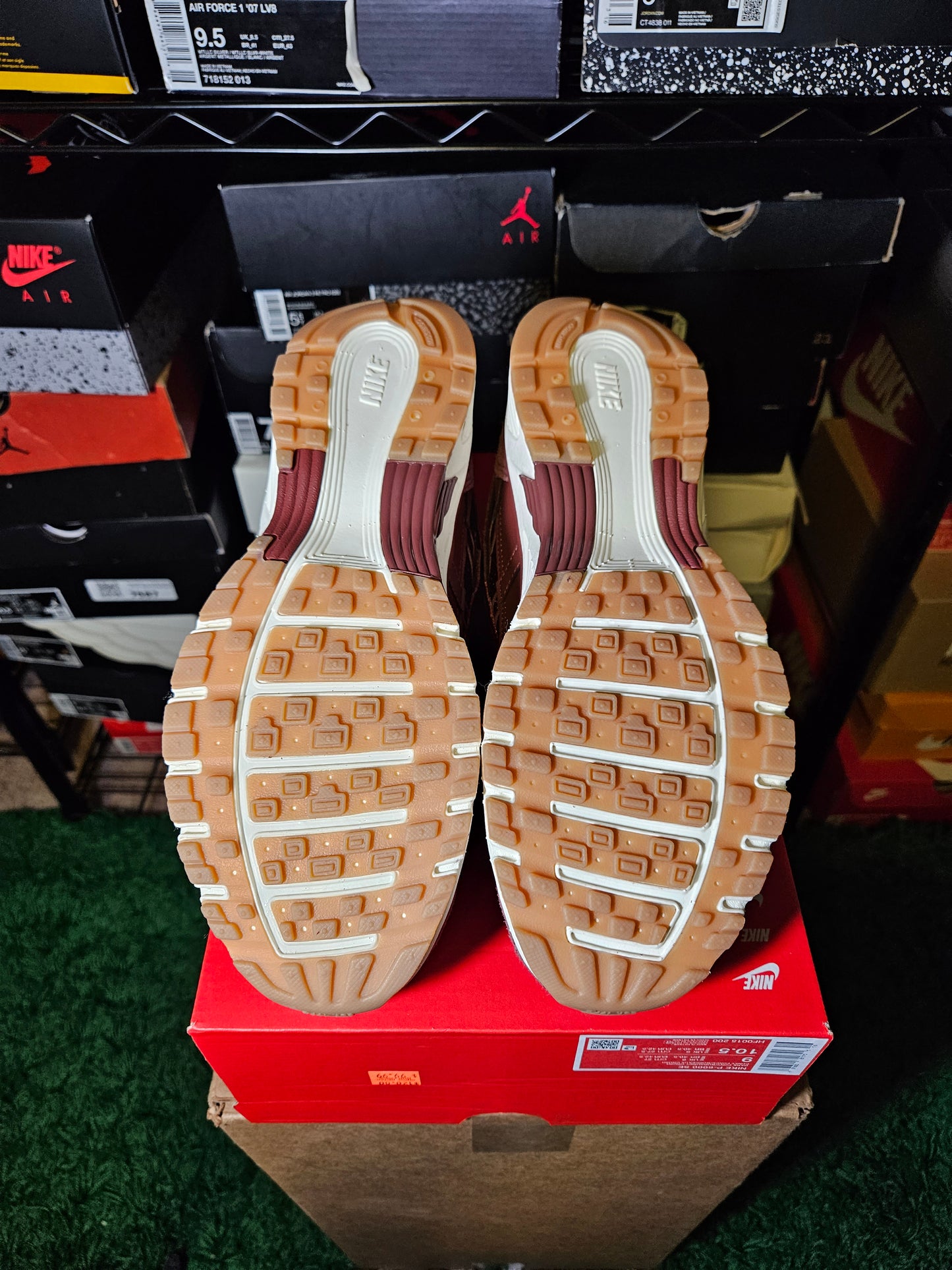Size 9 - P-6000 SE Dark Pony