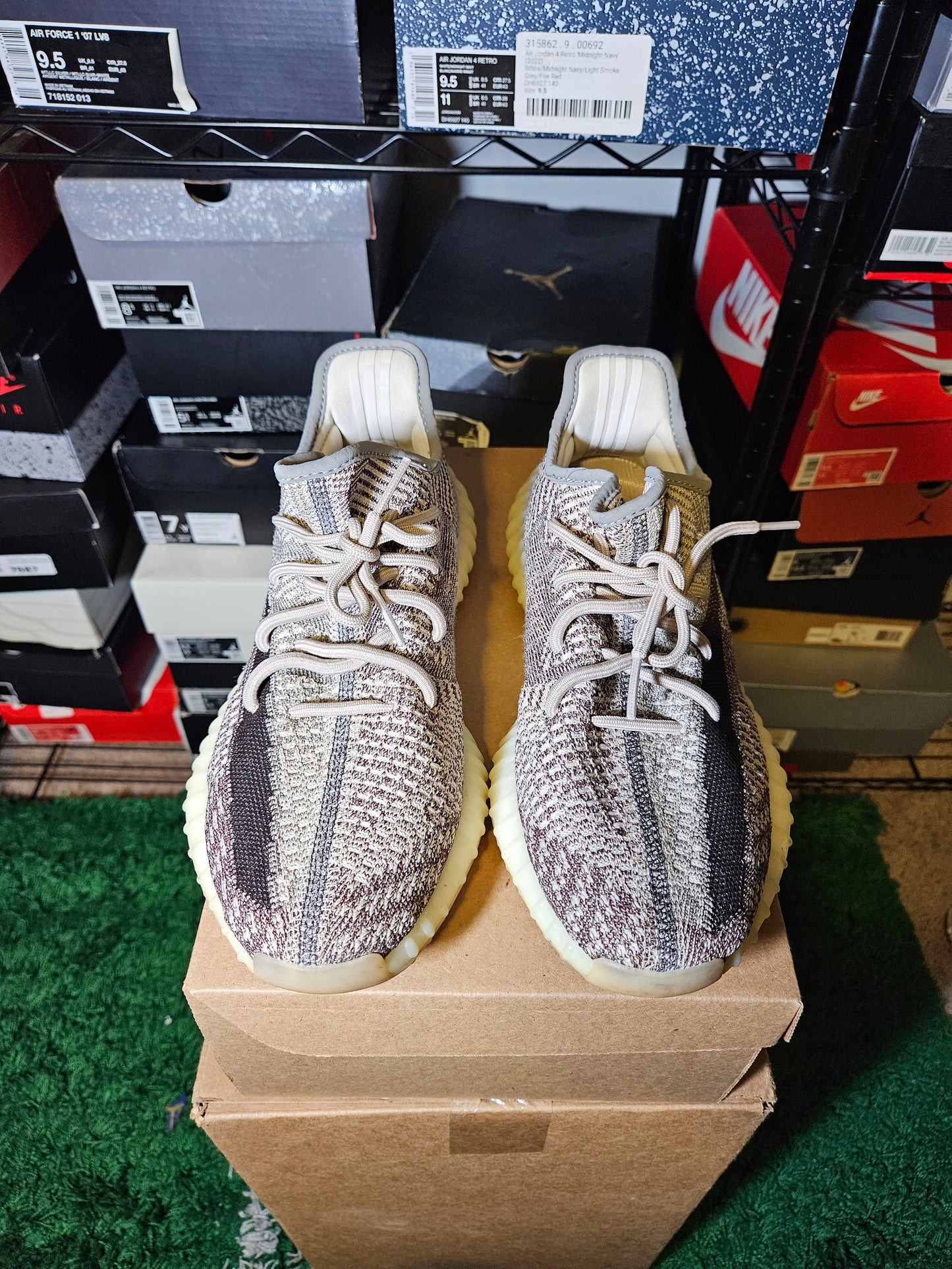 Size 9.5 - YZY Boost 350 V2 Low Zyon
