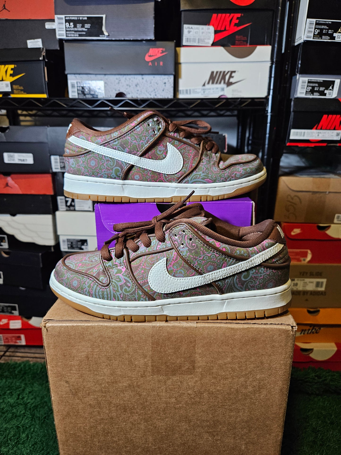 Size 9 - SB Dunk Low Pro Paisley Brown