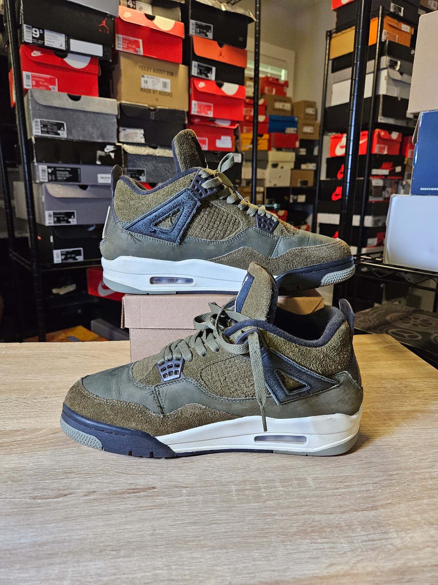 Size 10 - AJ 4 SE Retro Low Craft - Olive