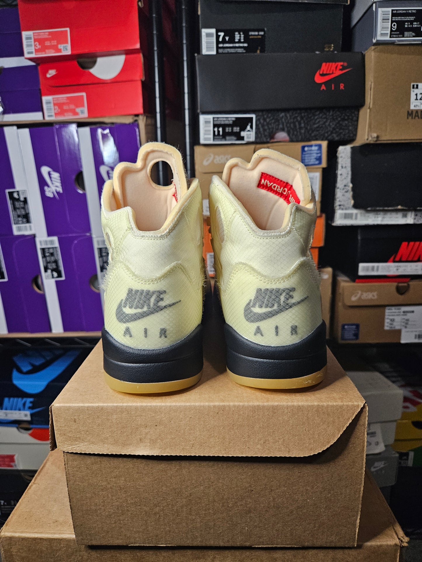Size 9 - AJ 5 SP x Off-White Mid Sail