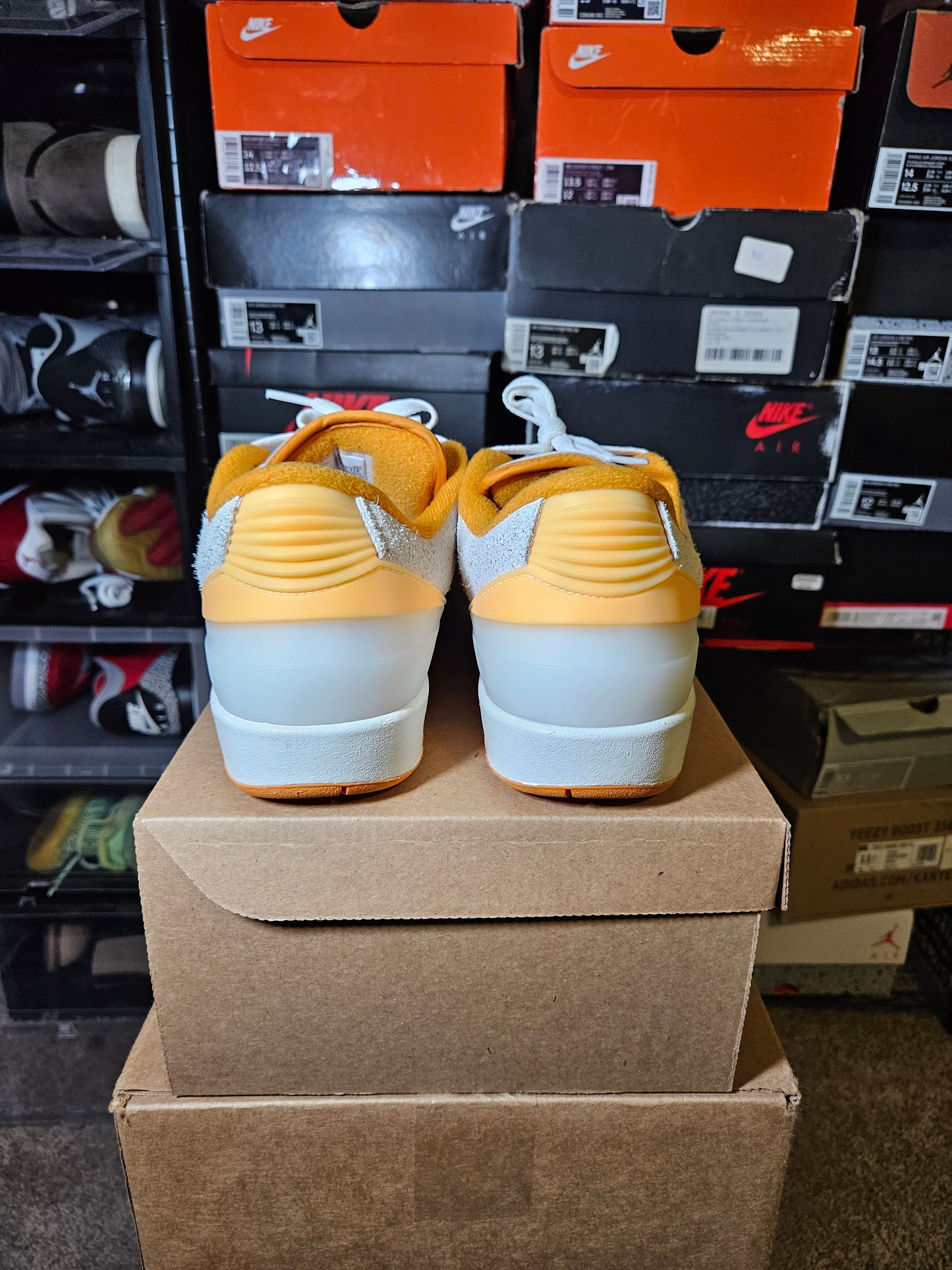 Size 9 - AJ 2 Retro Low Melon Tint