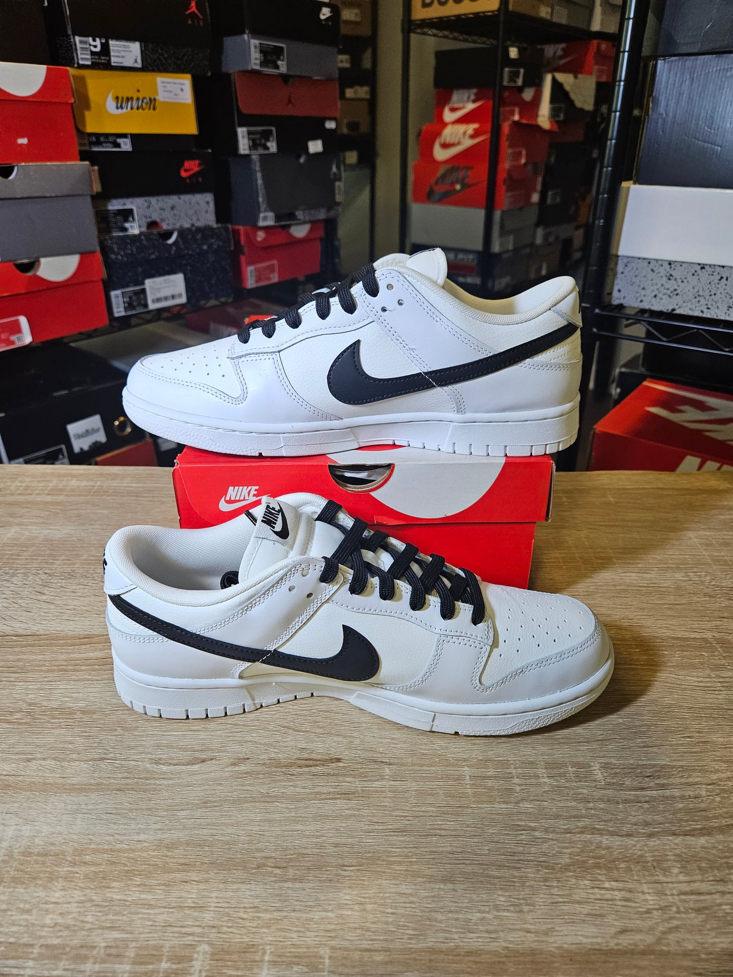 Size 9.5 - Dunk Low Reverse Panda