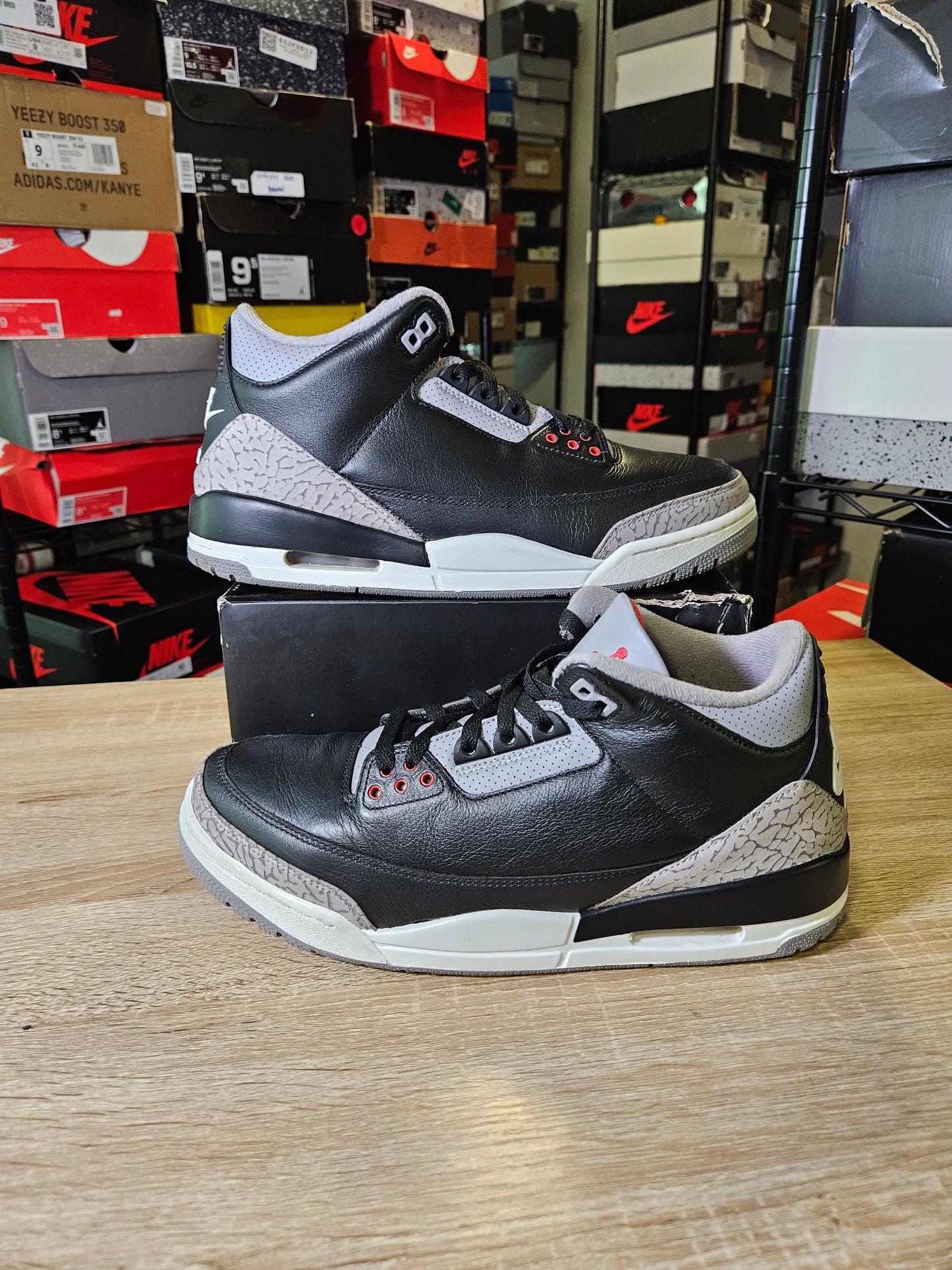 Size 11 - AJ 3 Retro OG 2024 Black Cement