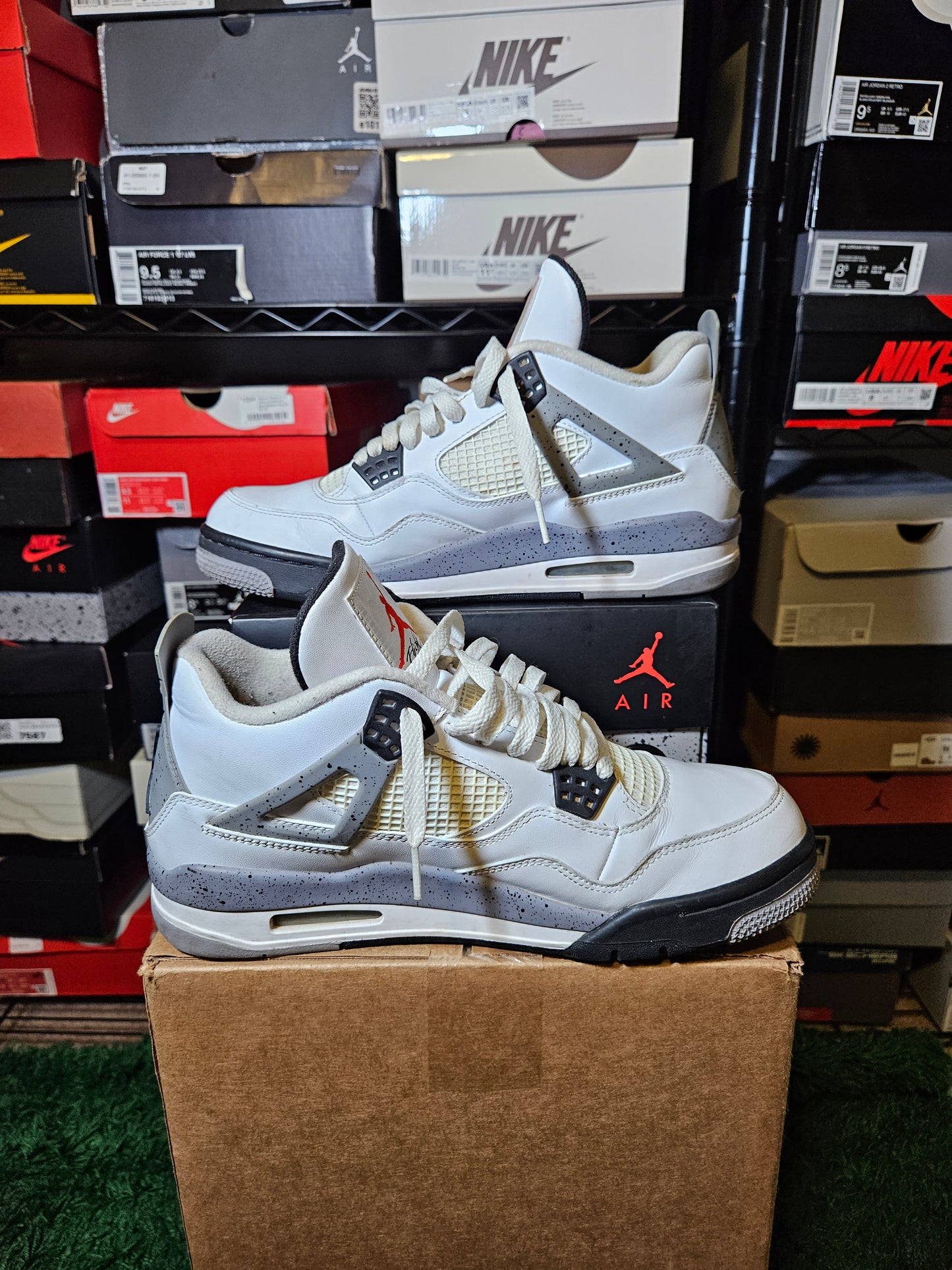 Size 9.5 - AJ 4 Retro Cement 2012
