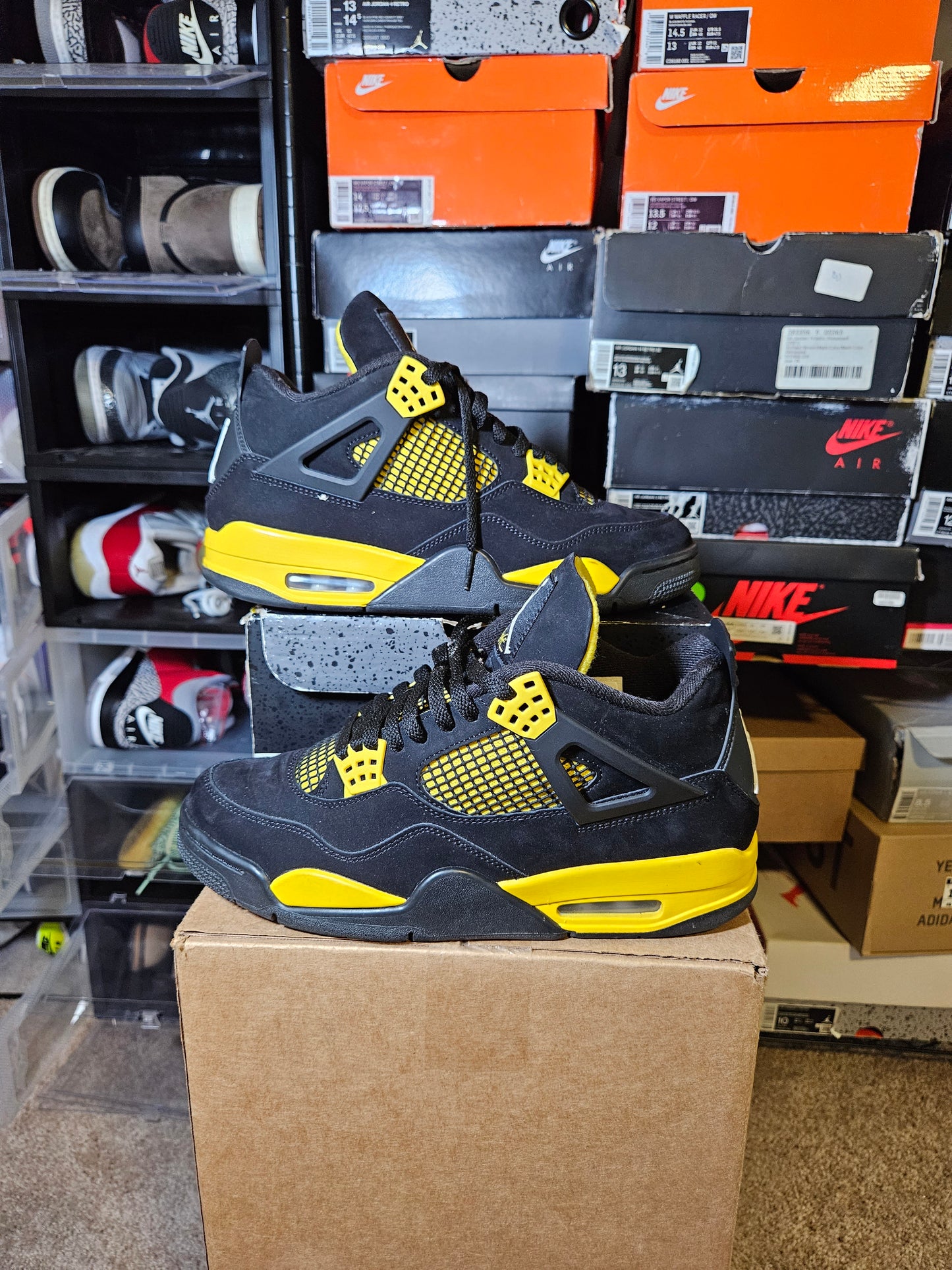 Size 10 - AJ 4 Retro Mid Thunder