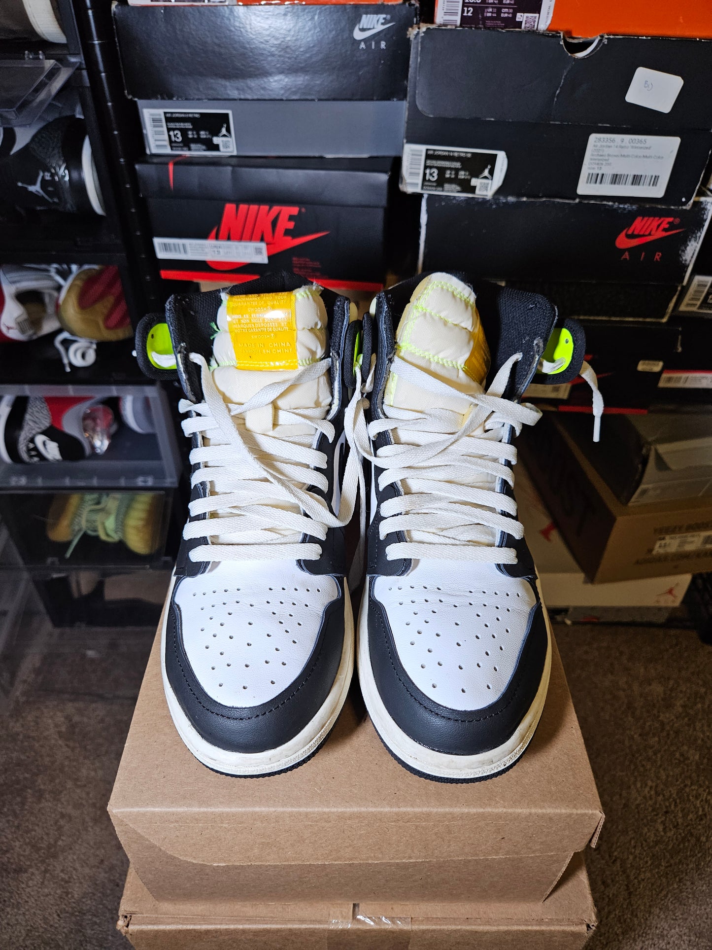 Size 9 - AJ 1 Retro High OG Volt