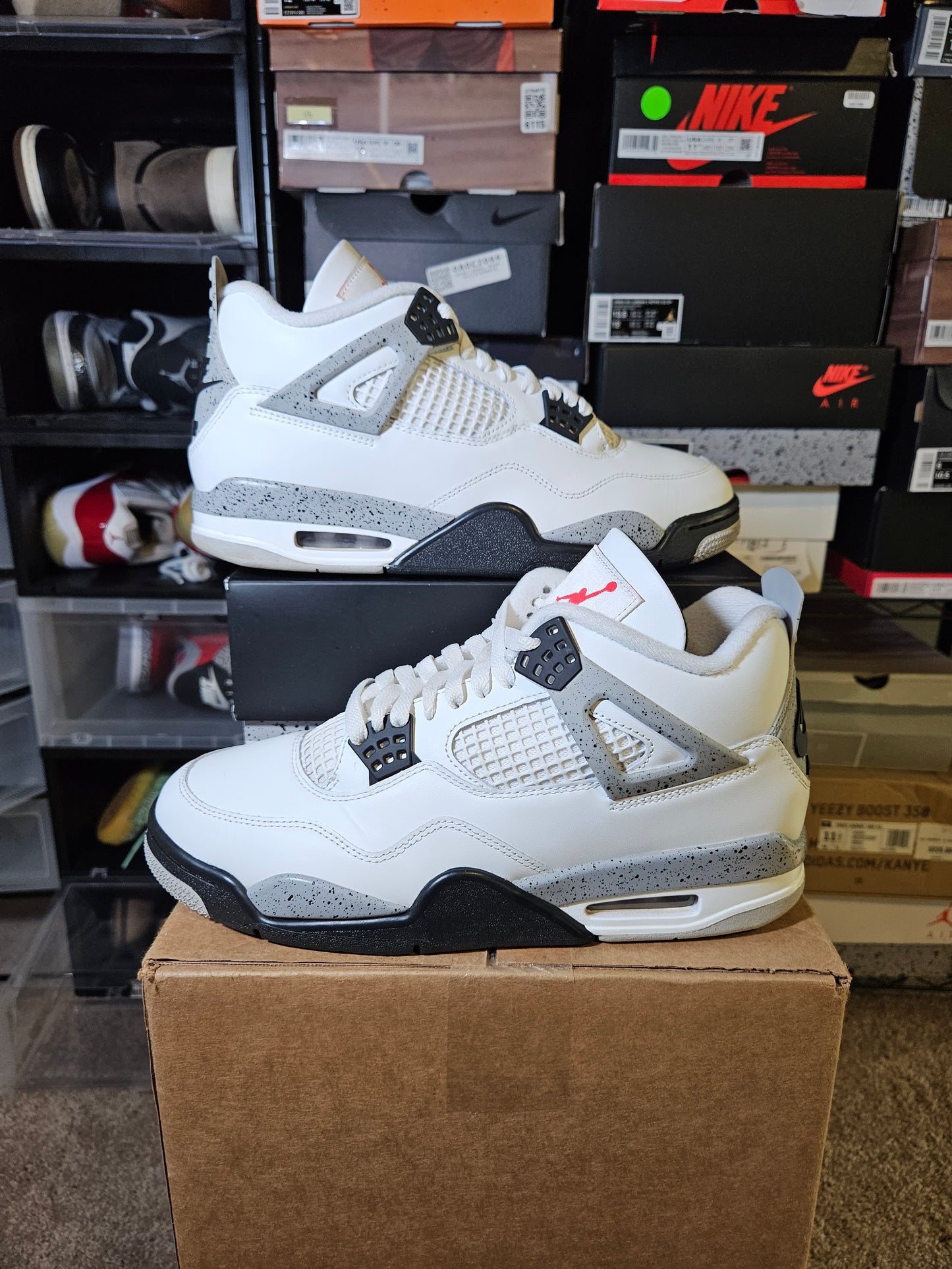 Size 9.5 - AJ 4 Retro OG 2025 White Cement