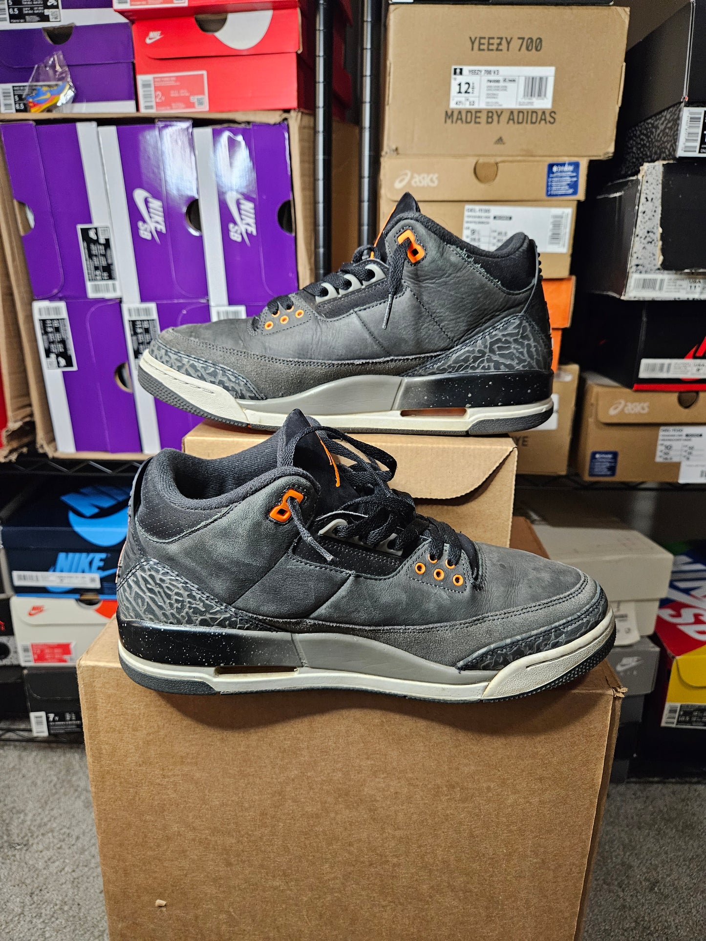 Size 10.5 - AJ 3 Retro 2023 Mid Fear