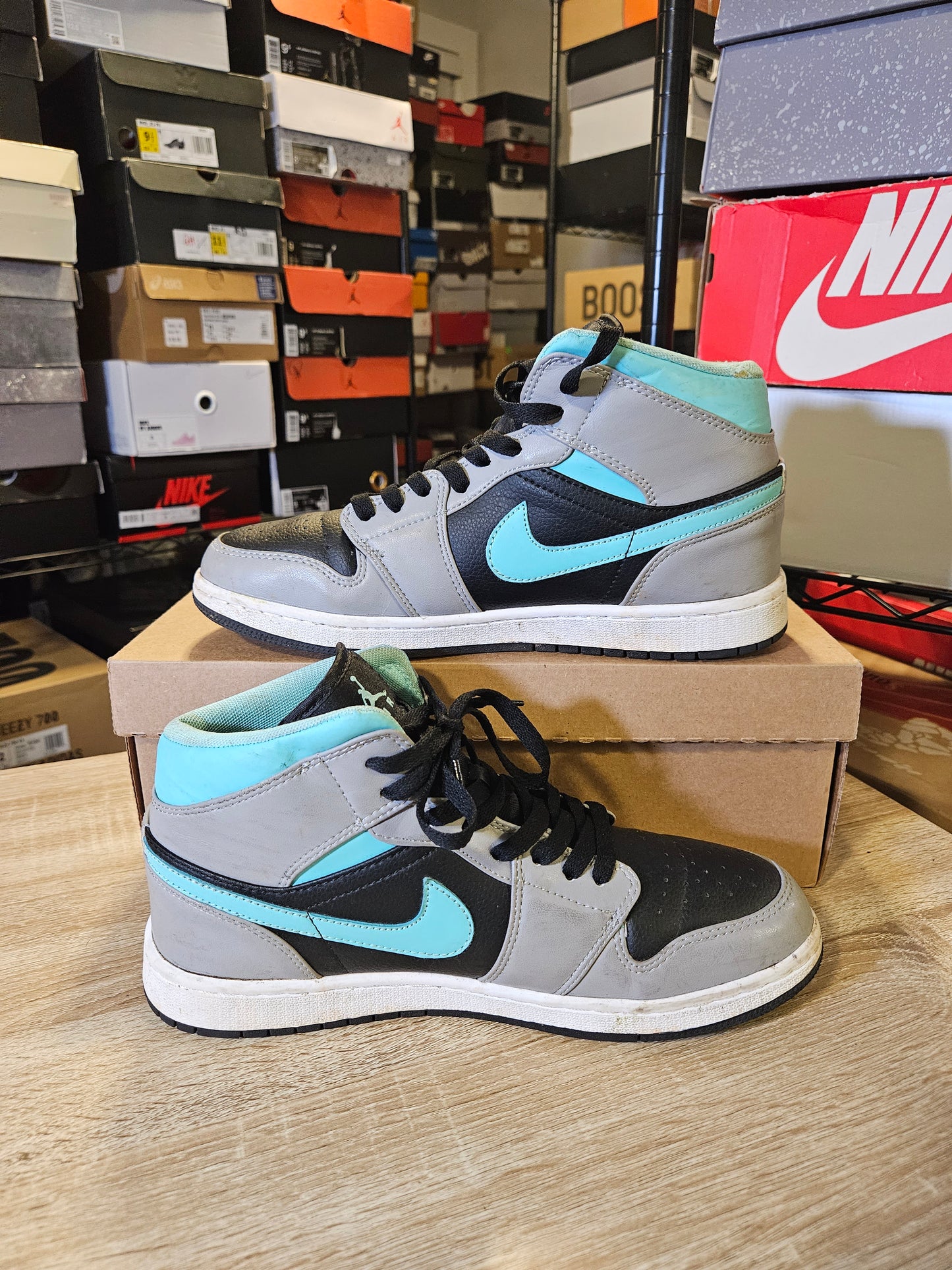 Size 9.5 - AJ 1 Mid Grey Aqua