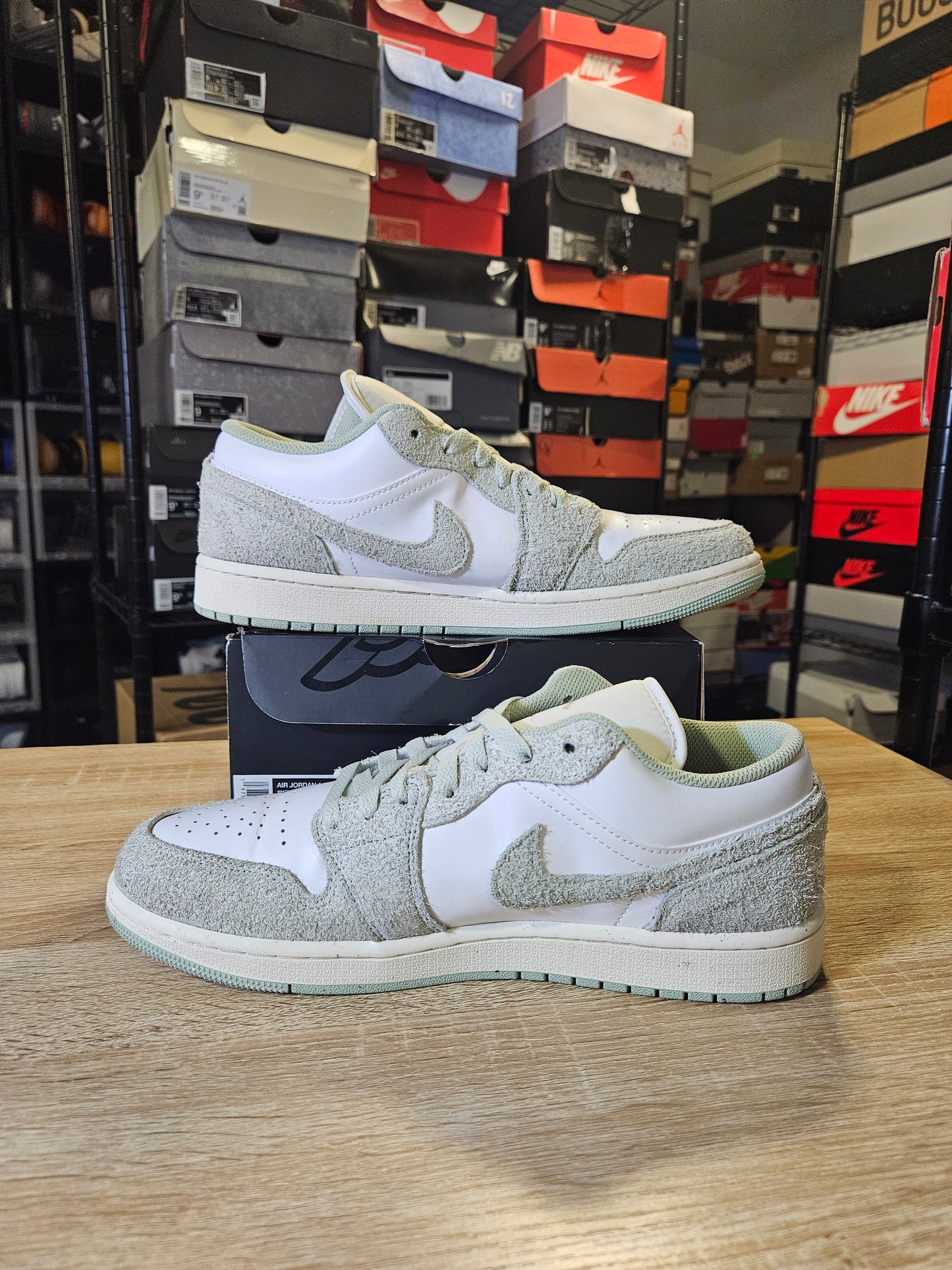 Size 10 - AJ 1 Low Seafoam