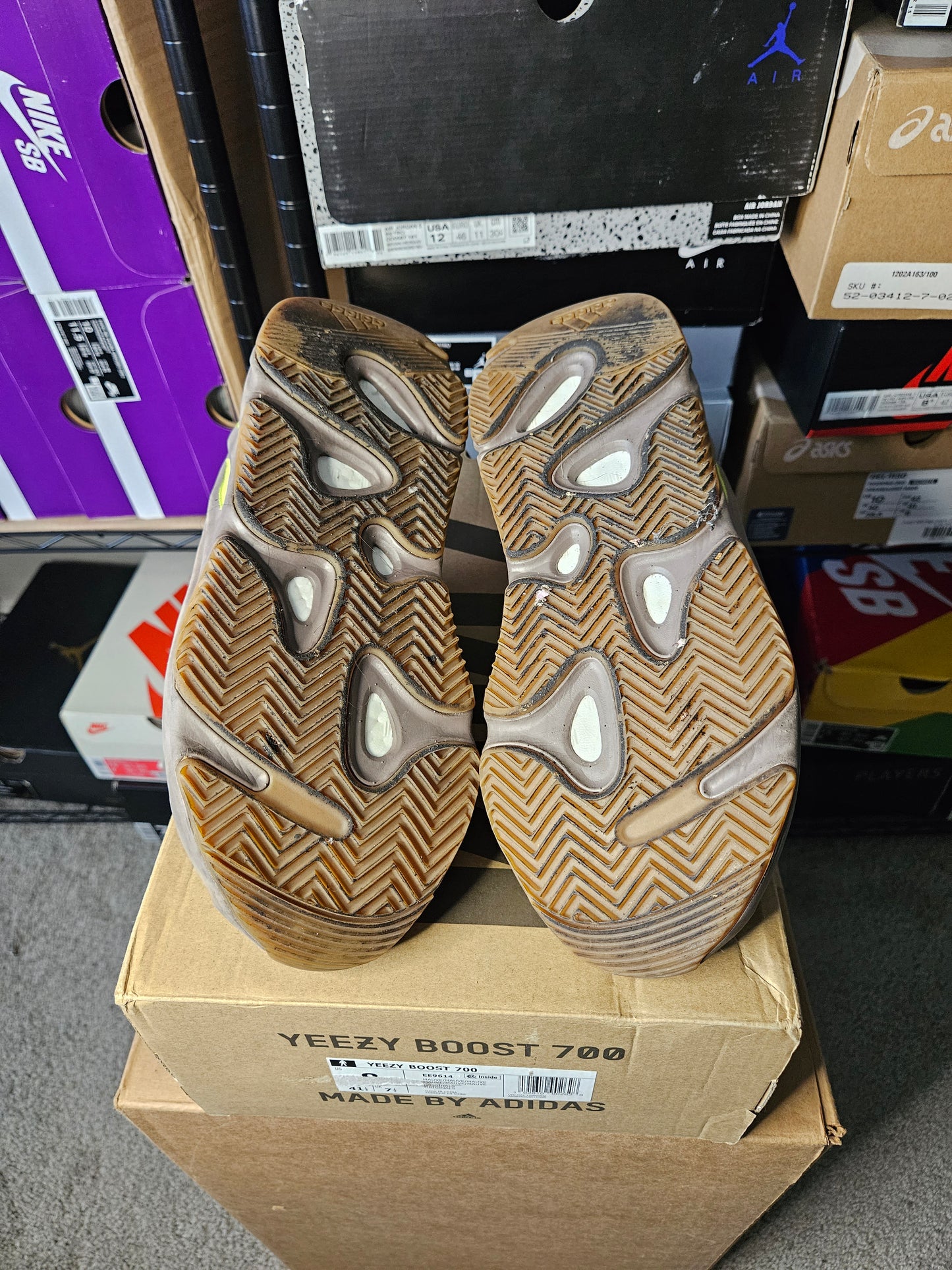 Size 8 - YZY Boost 700 V1 Mauve