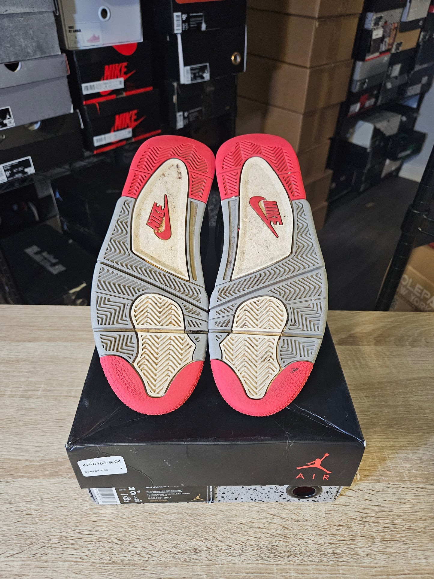 Size 8 - AJ 4 Retro OG Mid Bred 2019