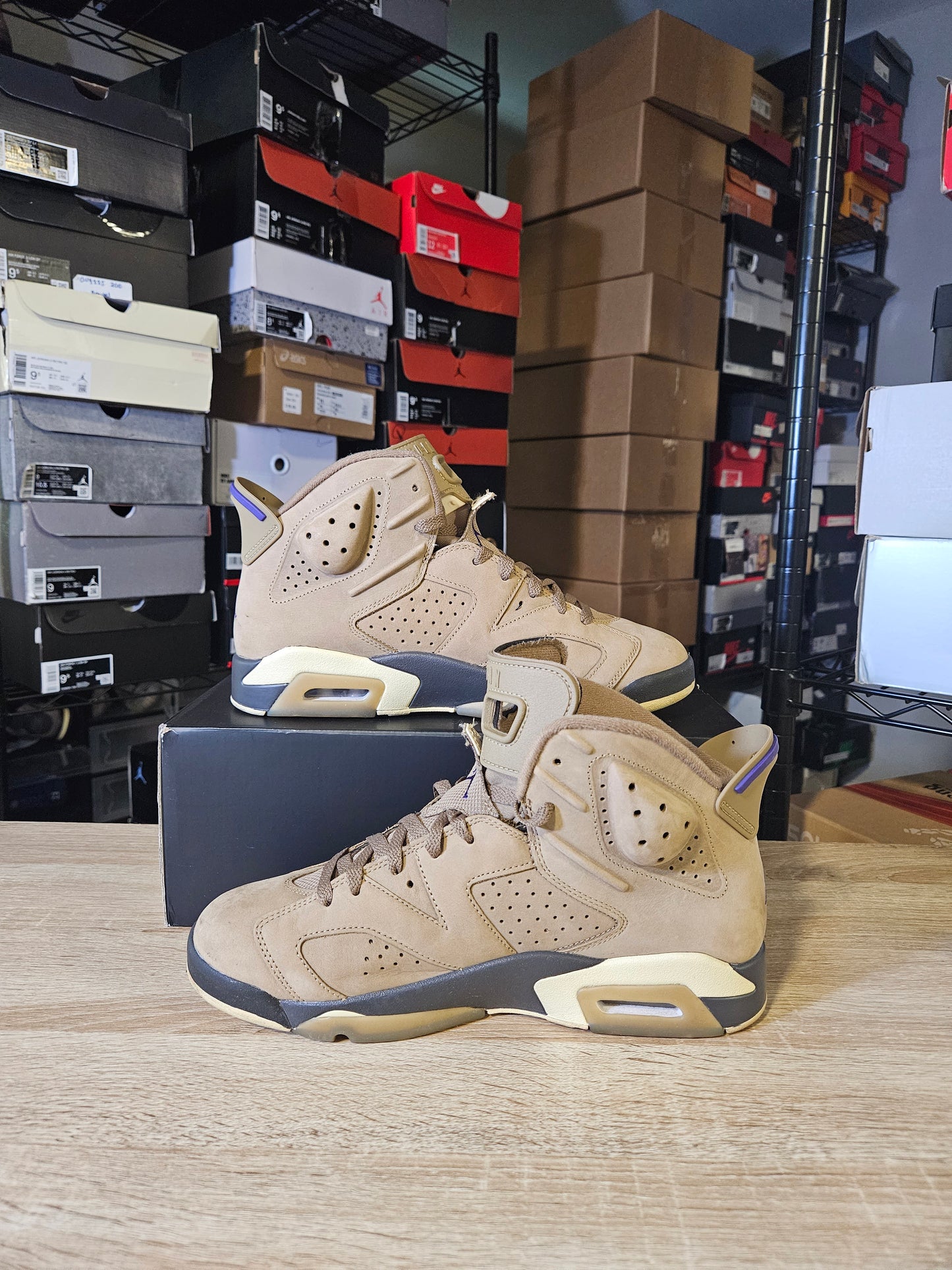 Size 10.5 M - AJ 6 Retro GORE-TEX Brown Kelp