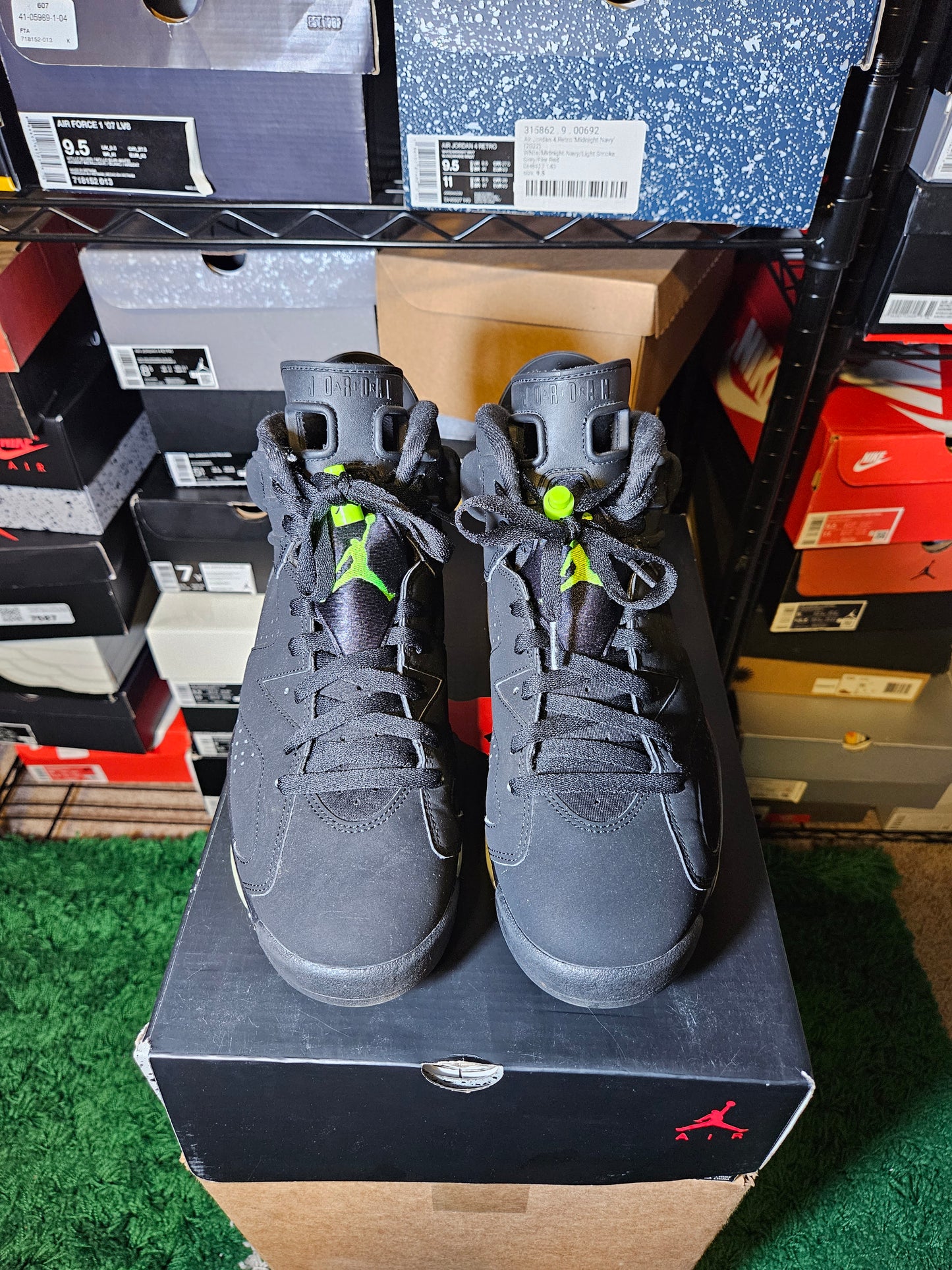 Size 9 - AJ 6 Retro Electric Green 2021