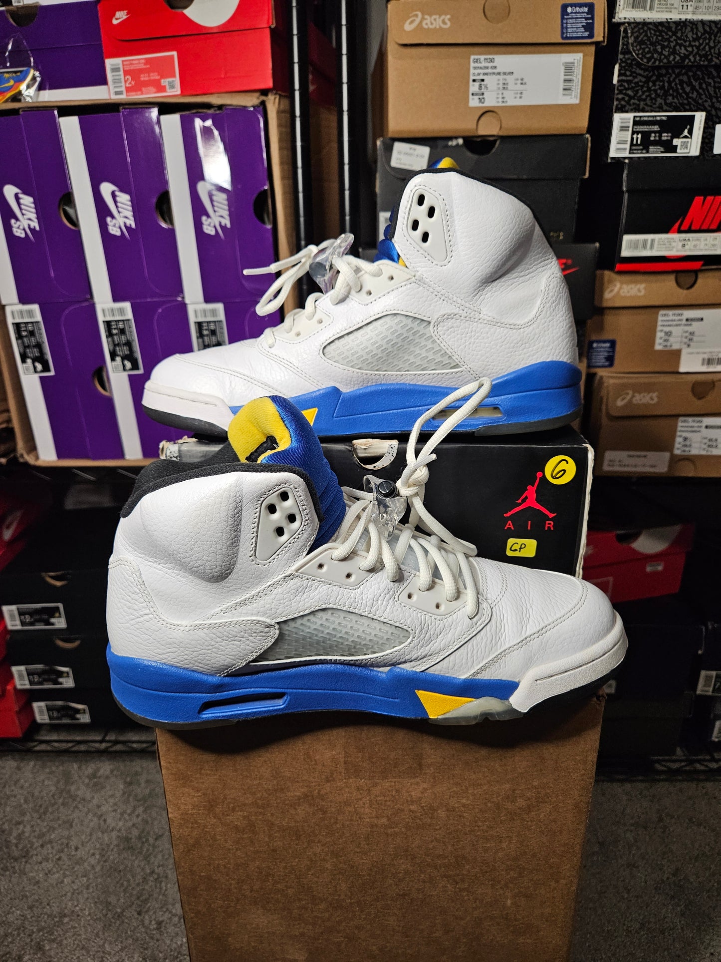 Size 10.5 - AJ 5 Retro 2013 Laney