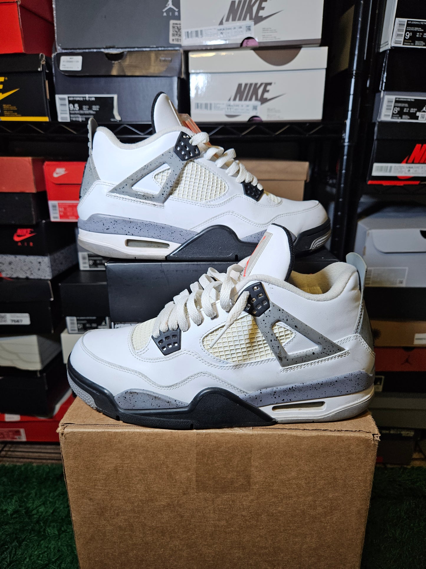 Size 9.5 - AJ 4 Retro Cement 2012