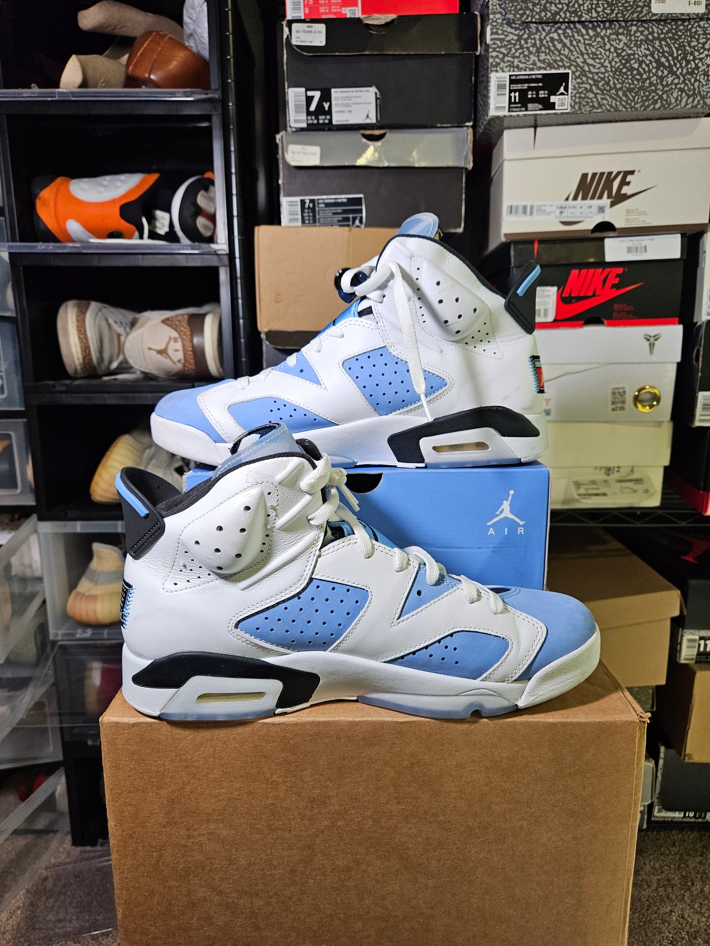 Size 11.5 - Jordan 6 Retro Mid UNC Home