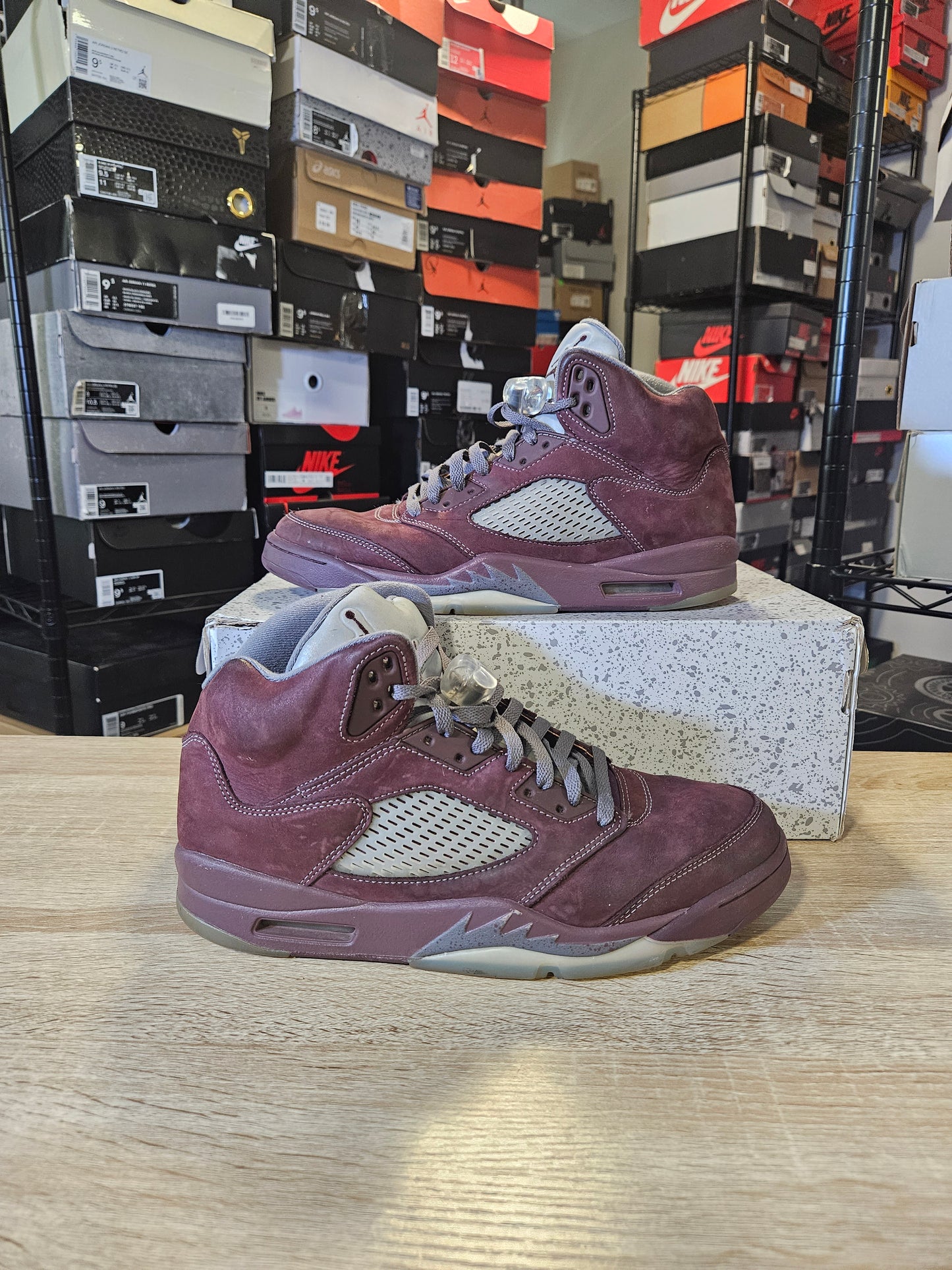 Size 11 - AJ 5 Retro SE 2023 Burgundy